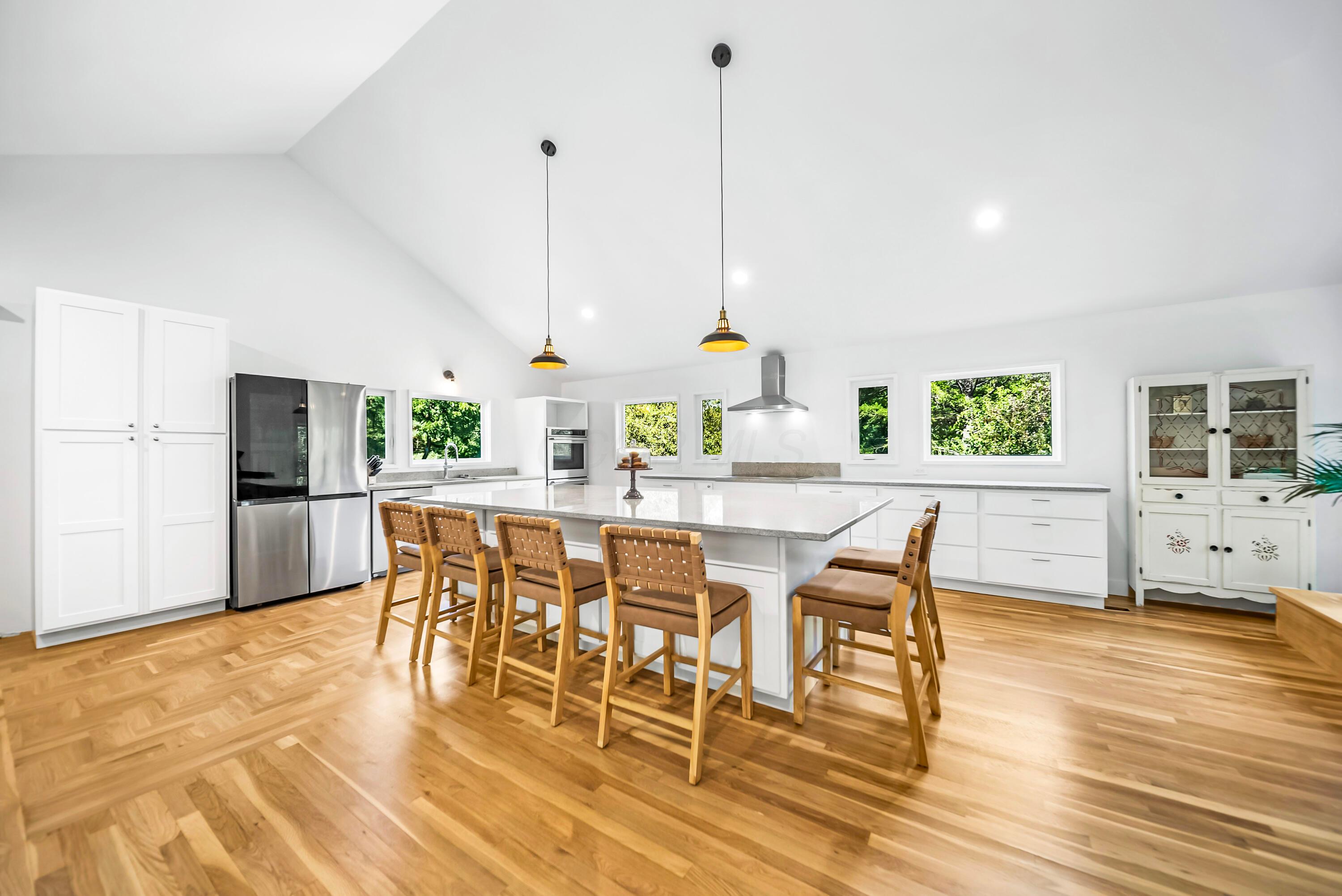785 Old Woods Road