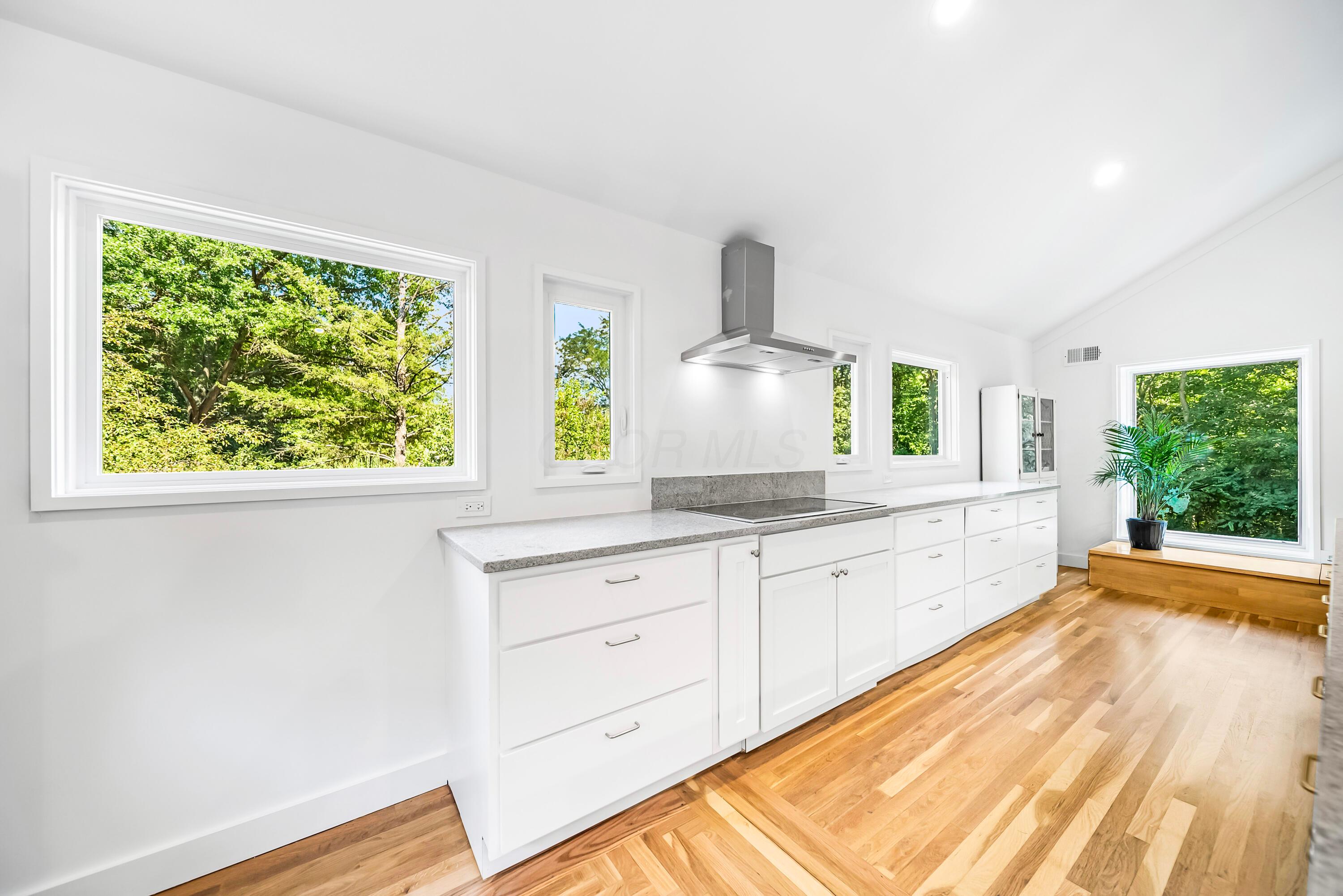 785 Old Woods Road