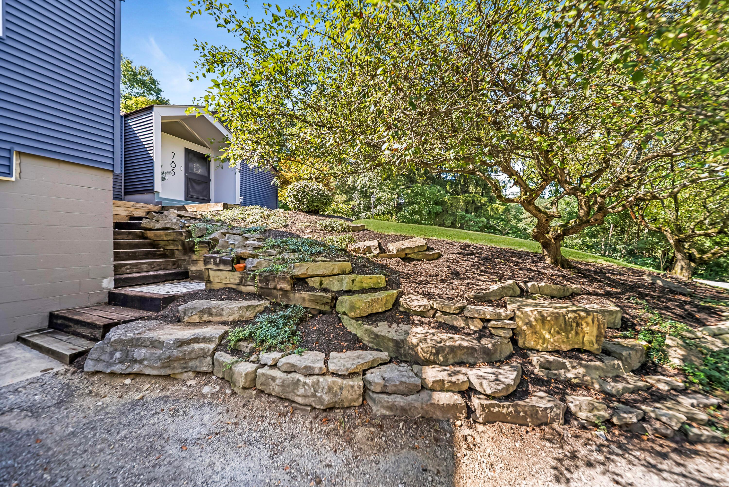 785 Old Woods Road