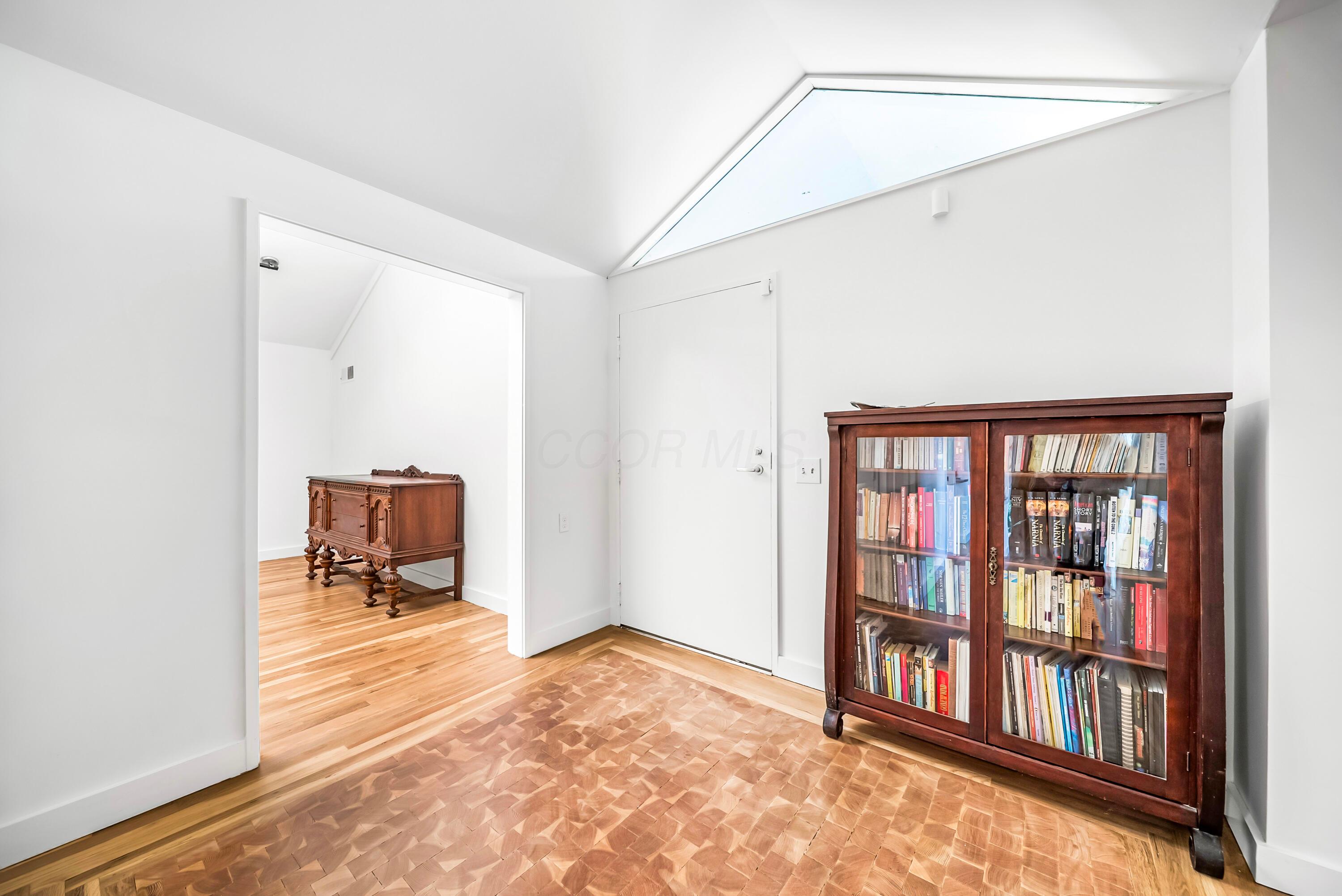 785 Old Woods Road