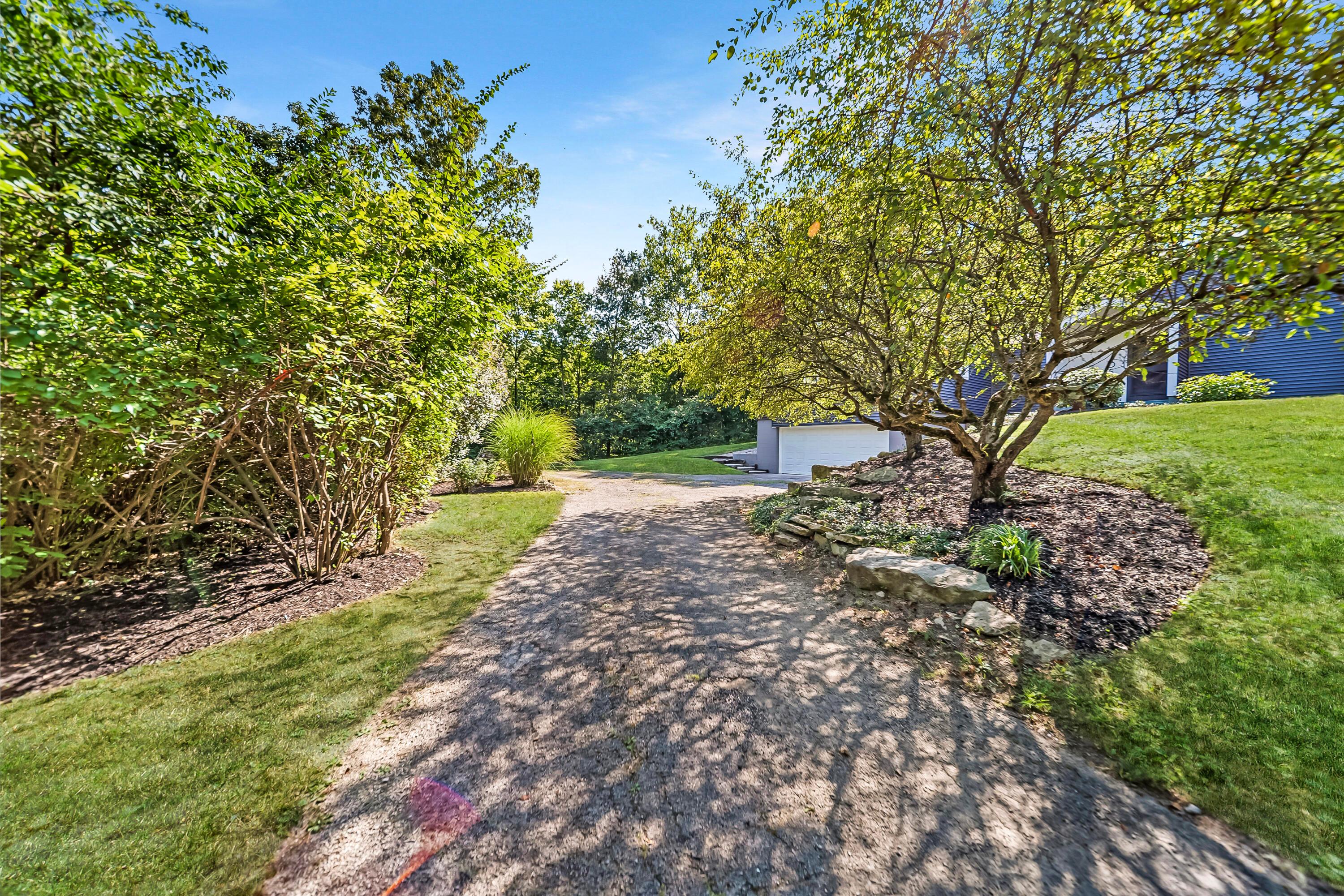 785 Old Woods Road