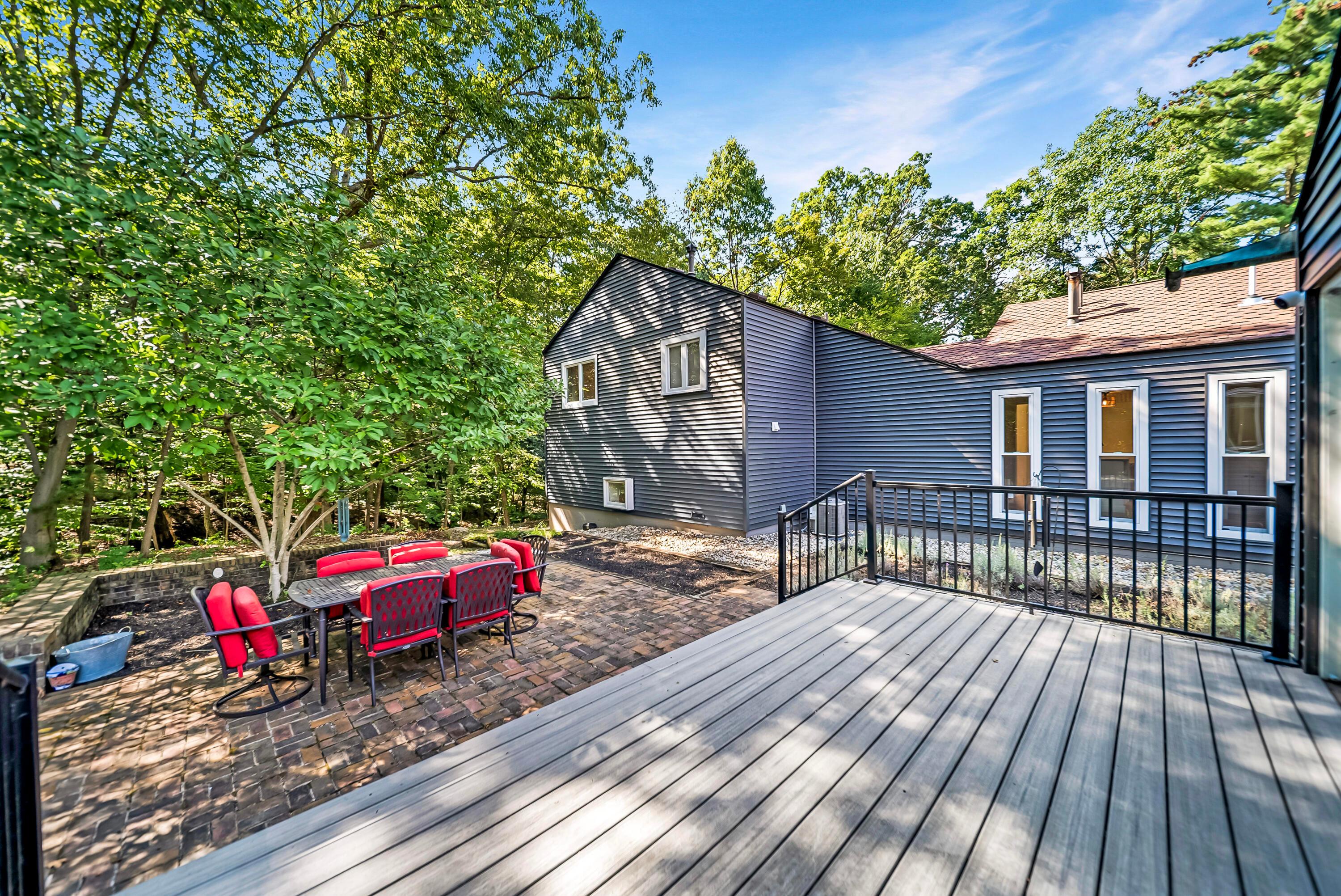 785 Old Woods Road