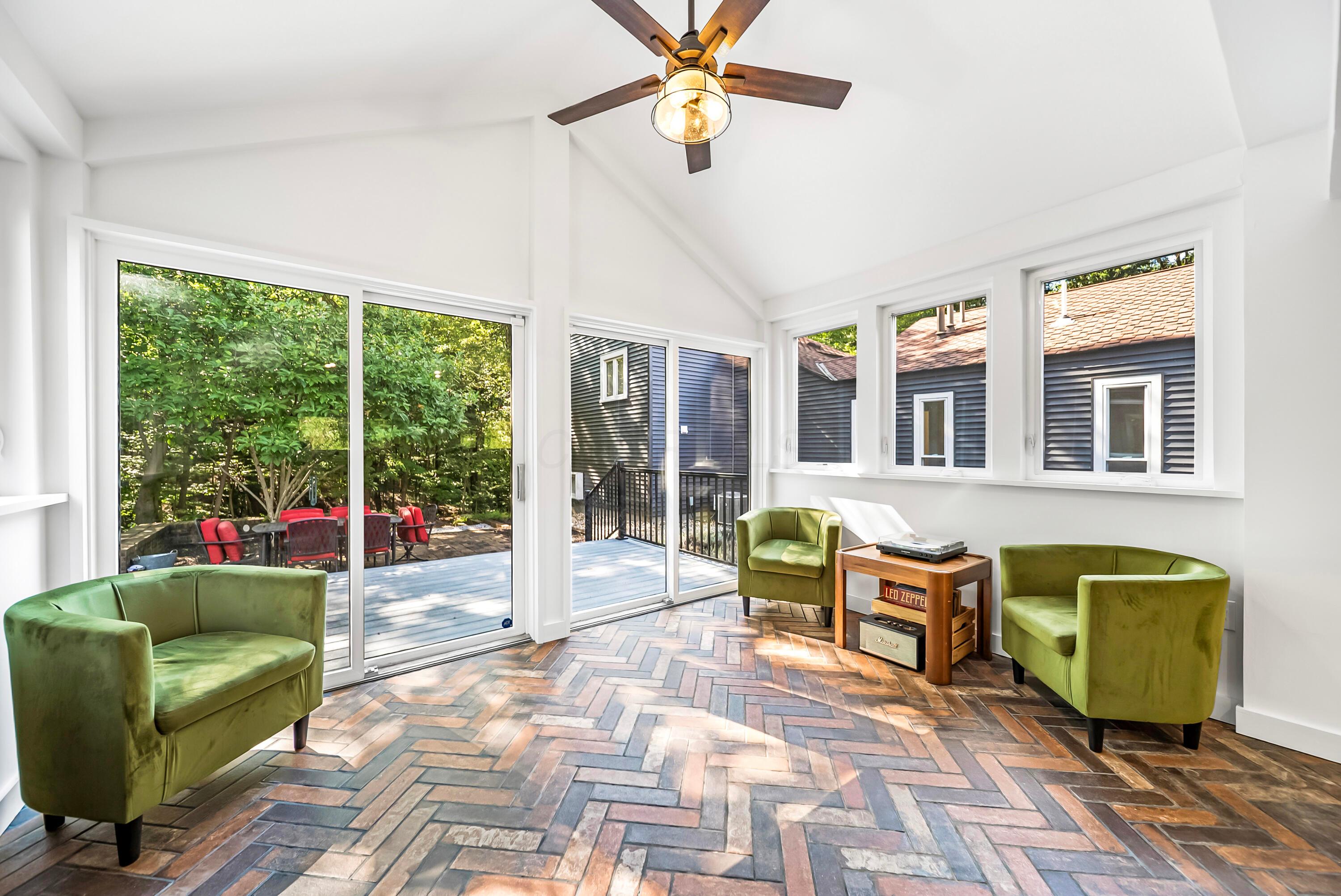 785 Old Woods Road