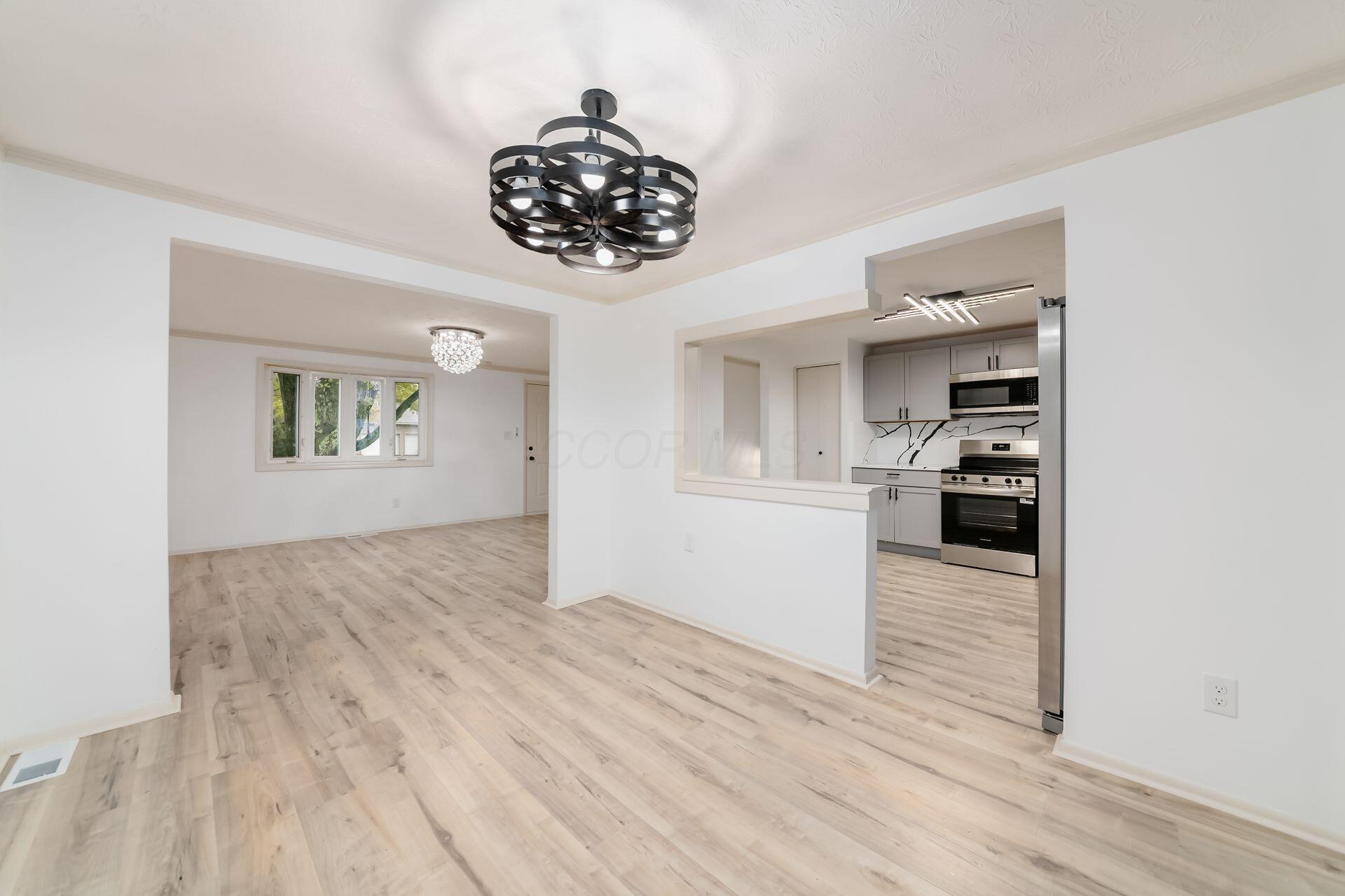 1325 Carlyle Drive