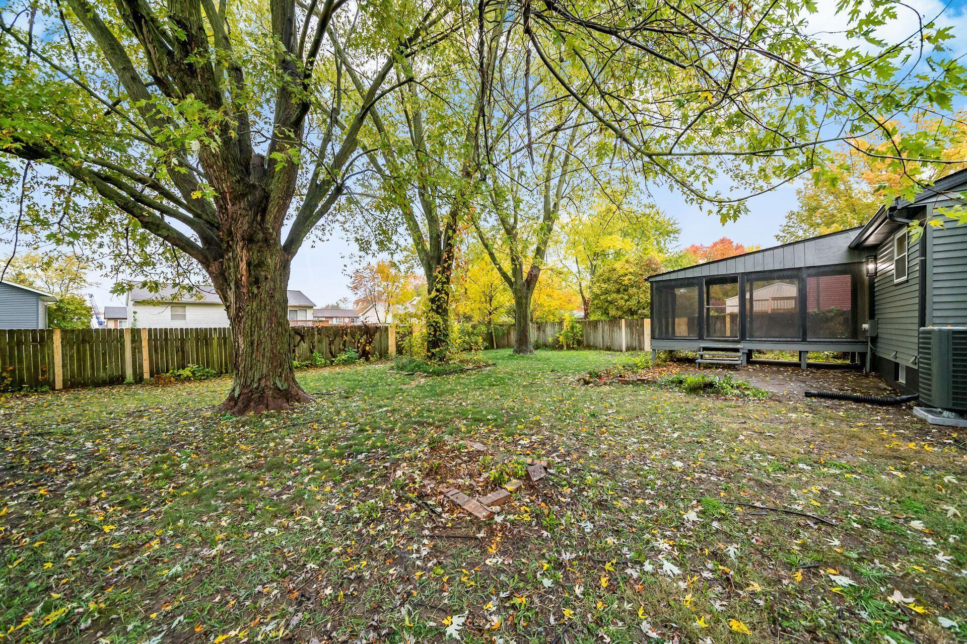 1325 Carlyle Drive