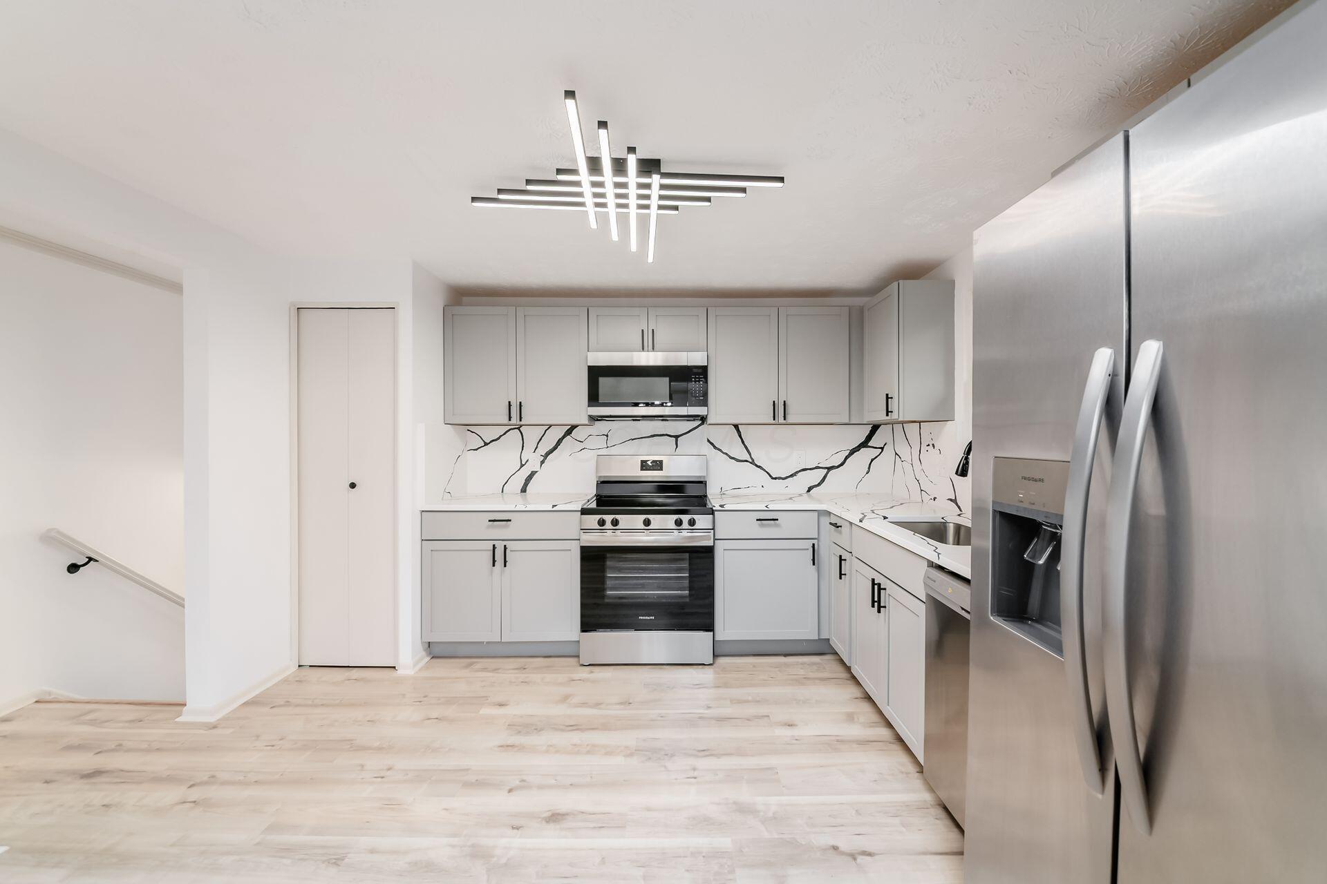 1325 Carlyle Drive