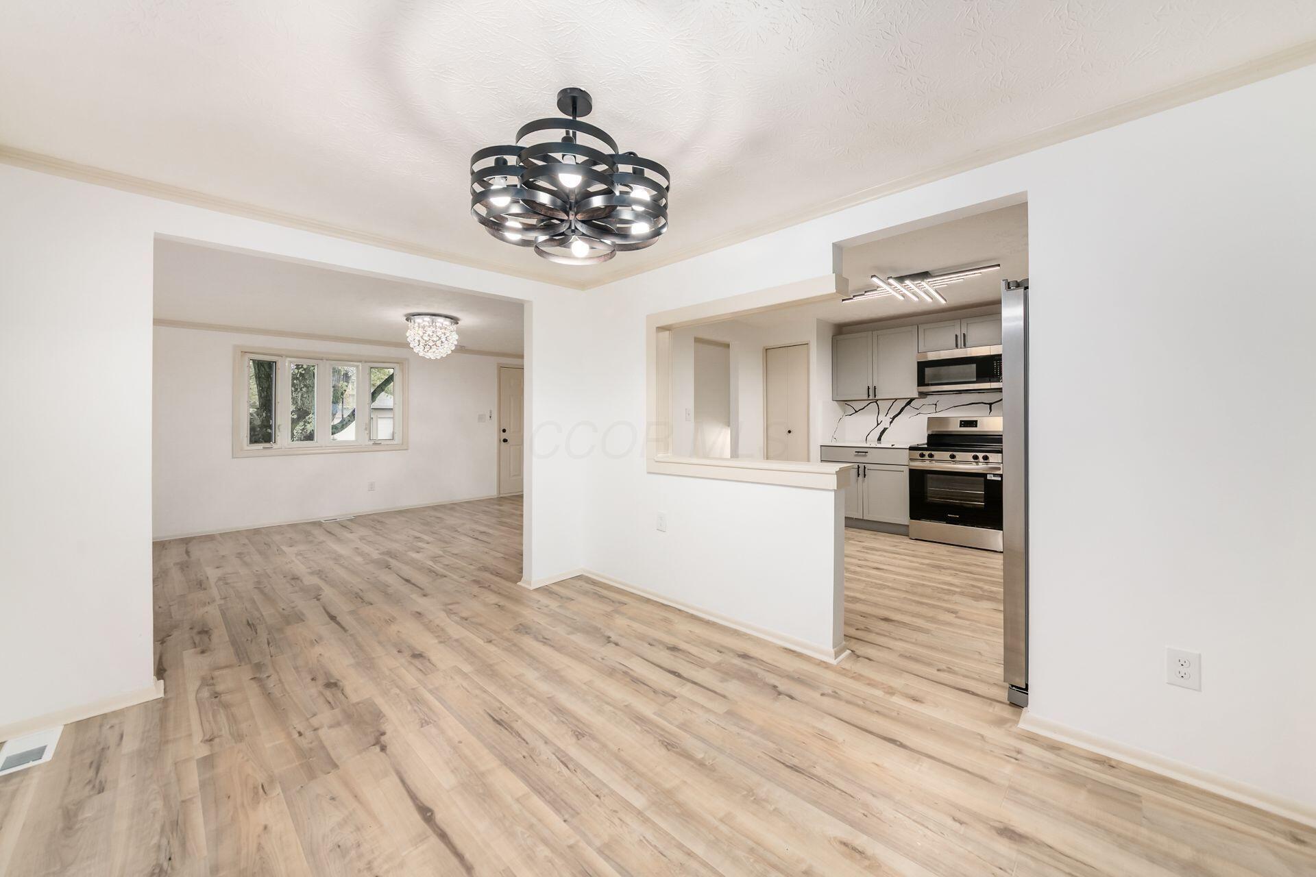 1325 Carlyle Drive