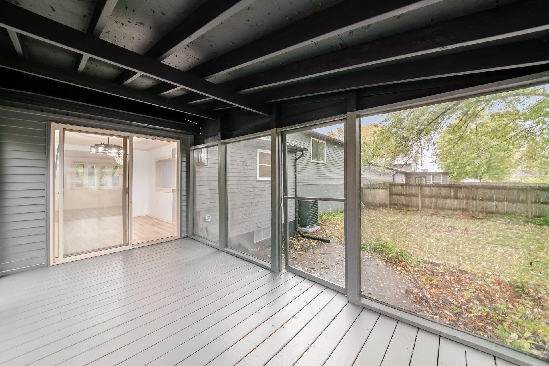 1325 Carlyle Drive