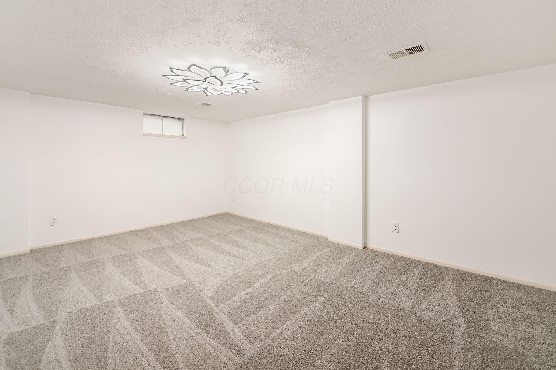 1325 Carlyle Drive