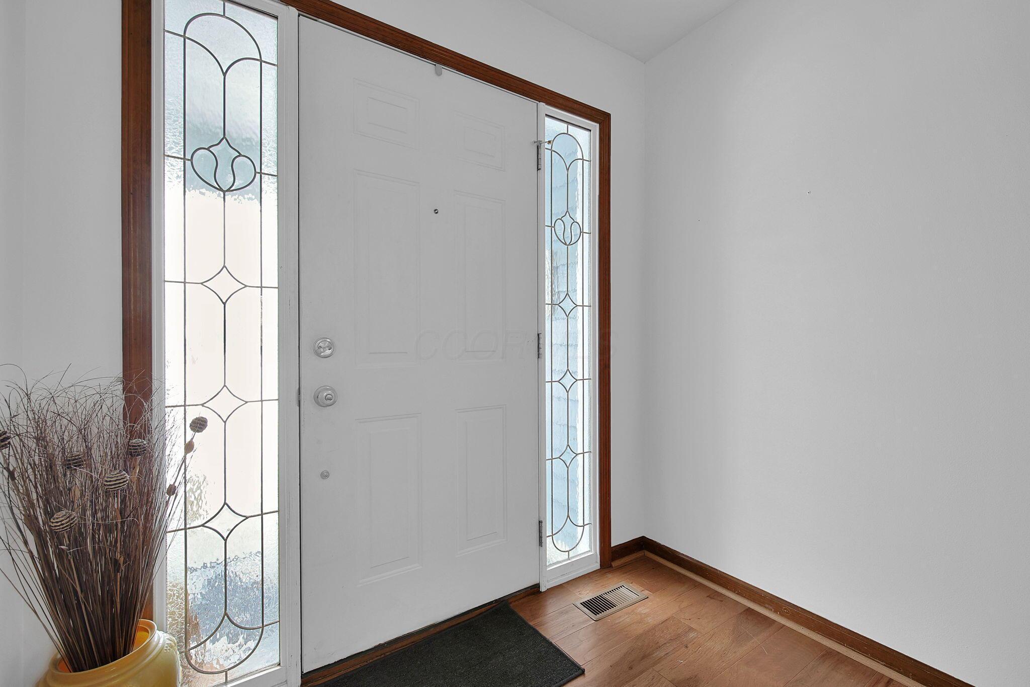 97 Crossing Place