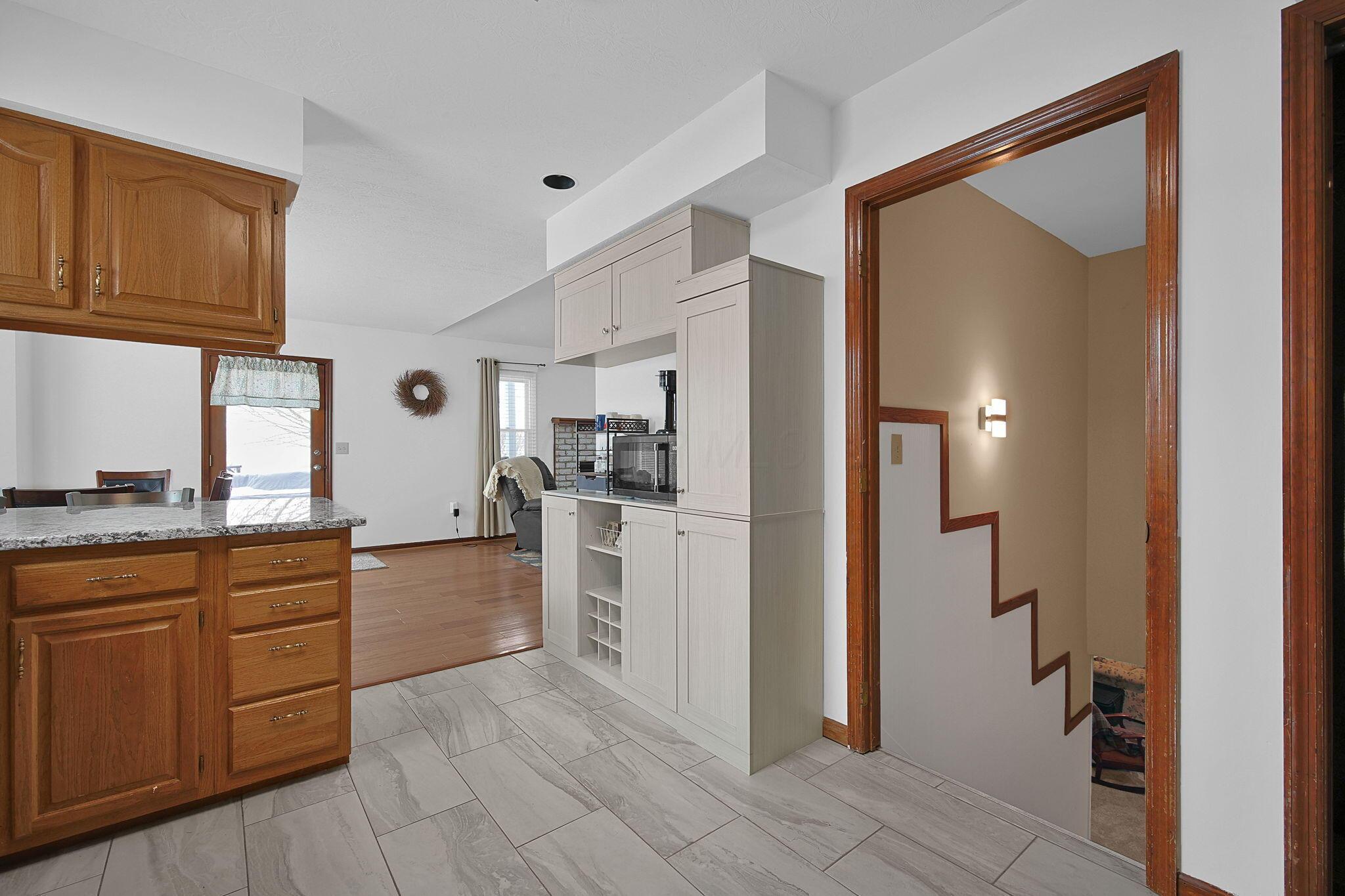 97 Crossing Place