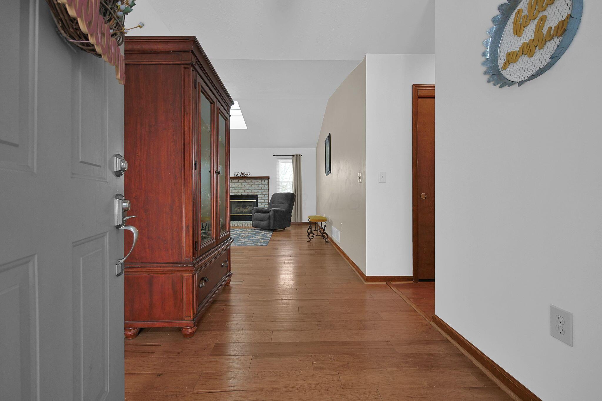 97 Crossing Place