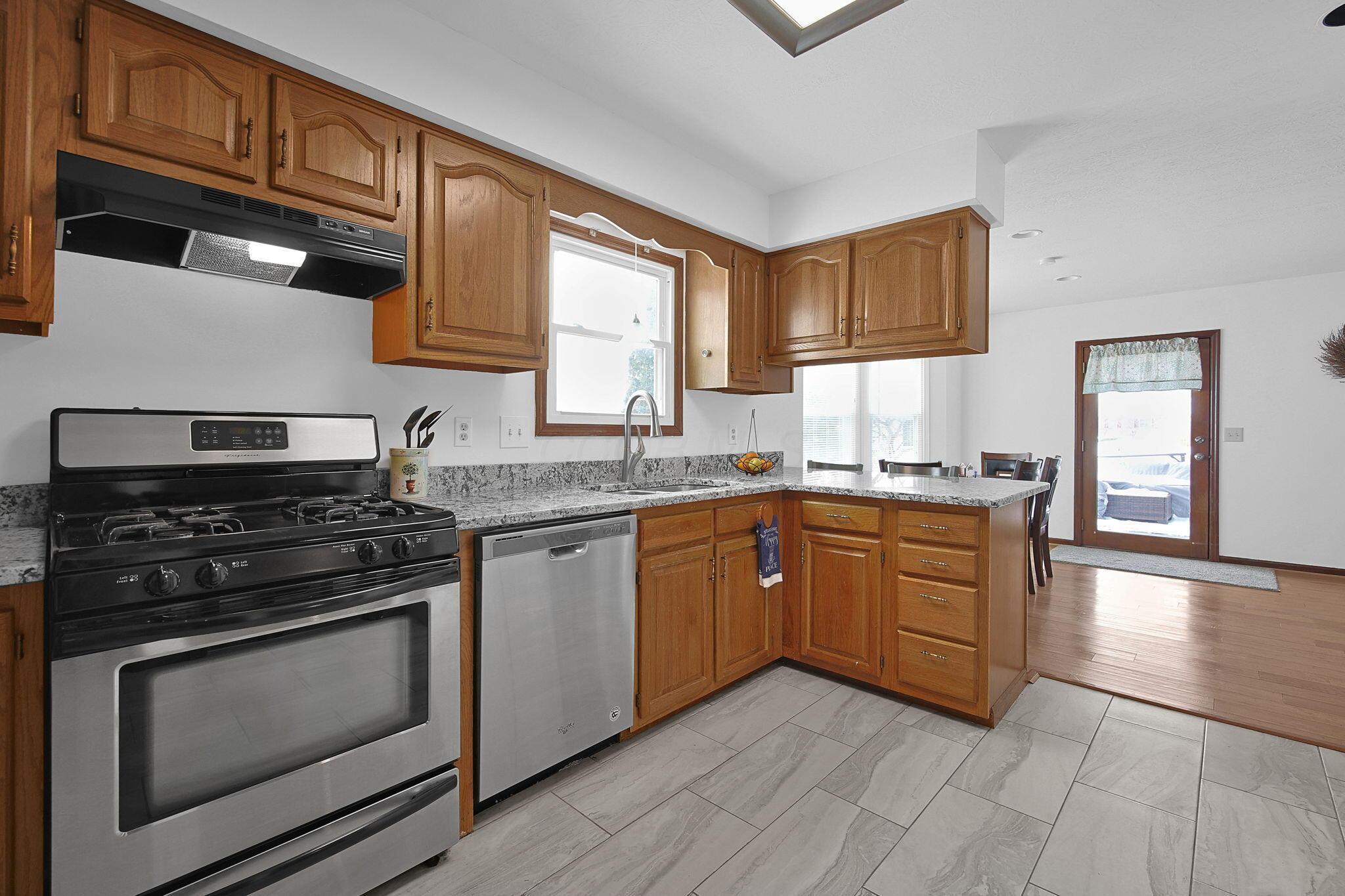 97 Crossing Place