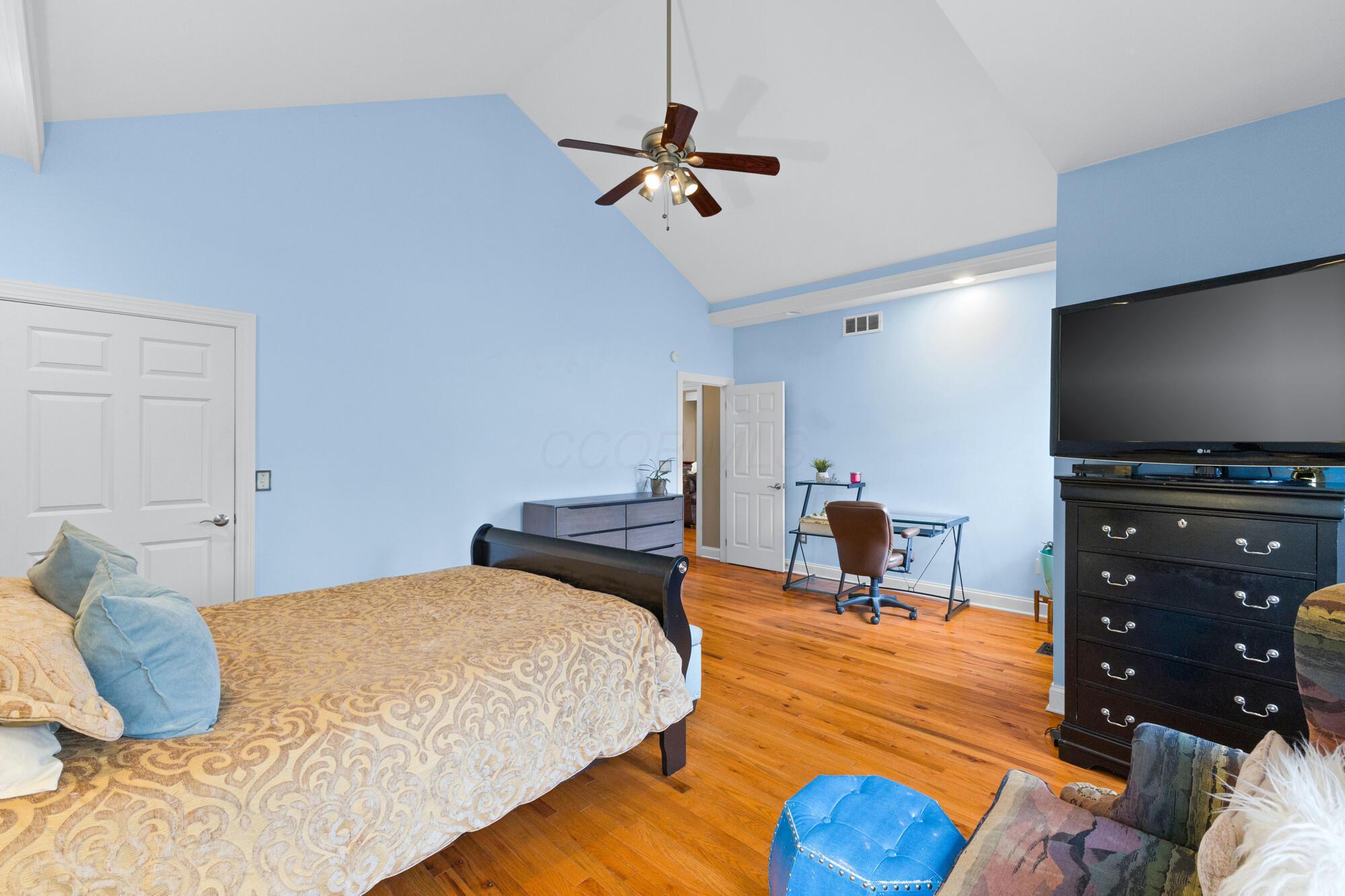 4950 Olentangy River Road