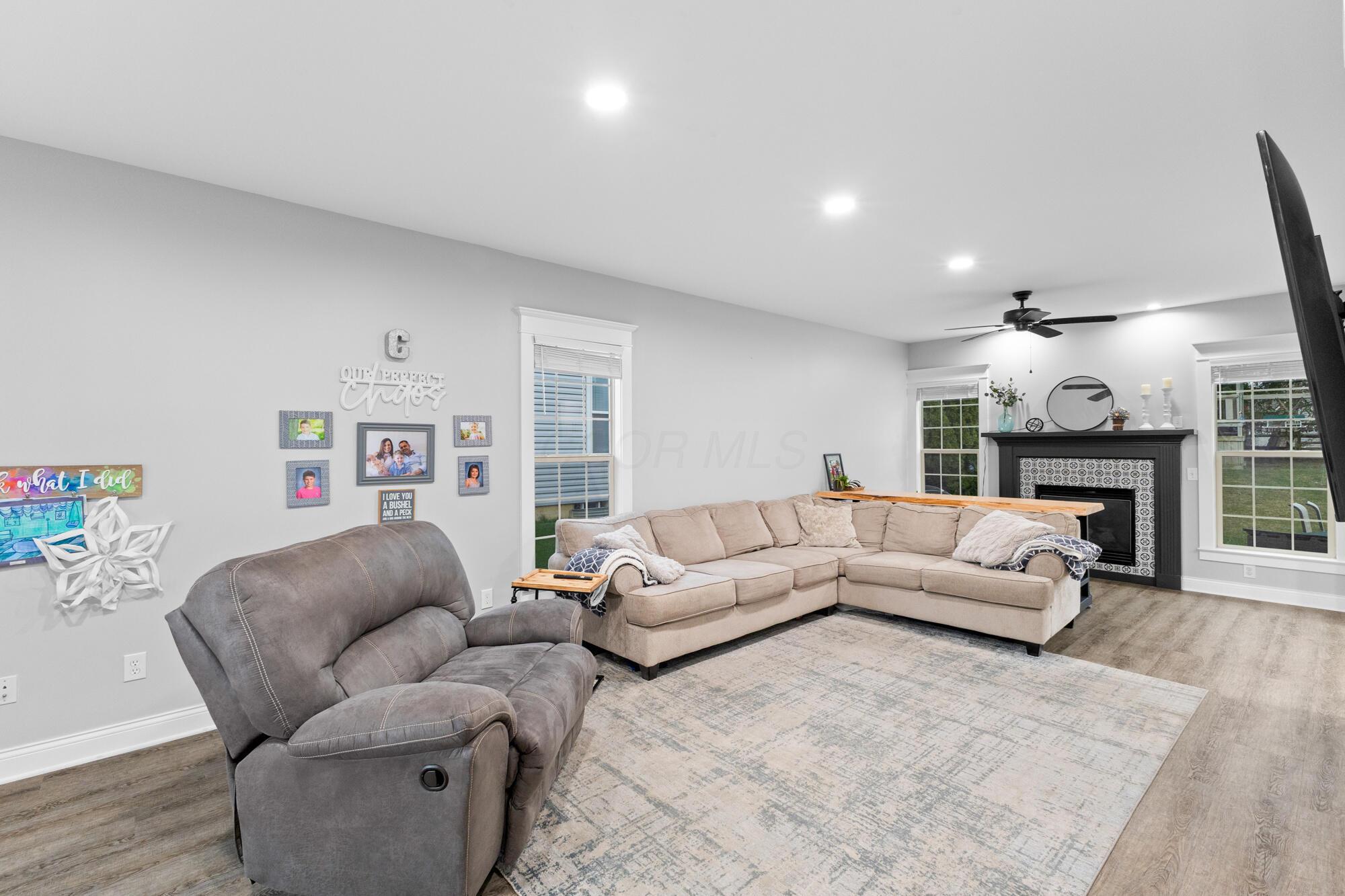 6113 El Camino Drive