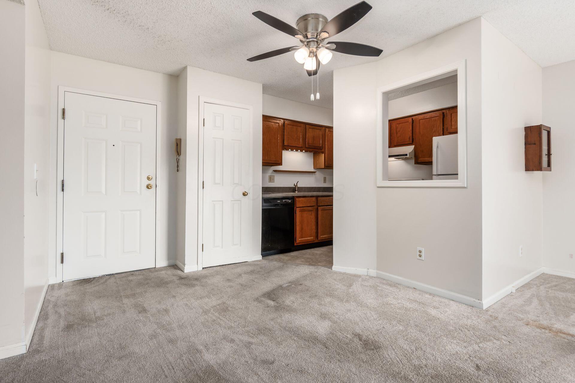 7150 E Main Street, D202