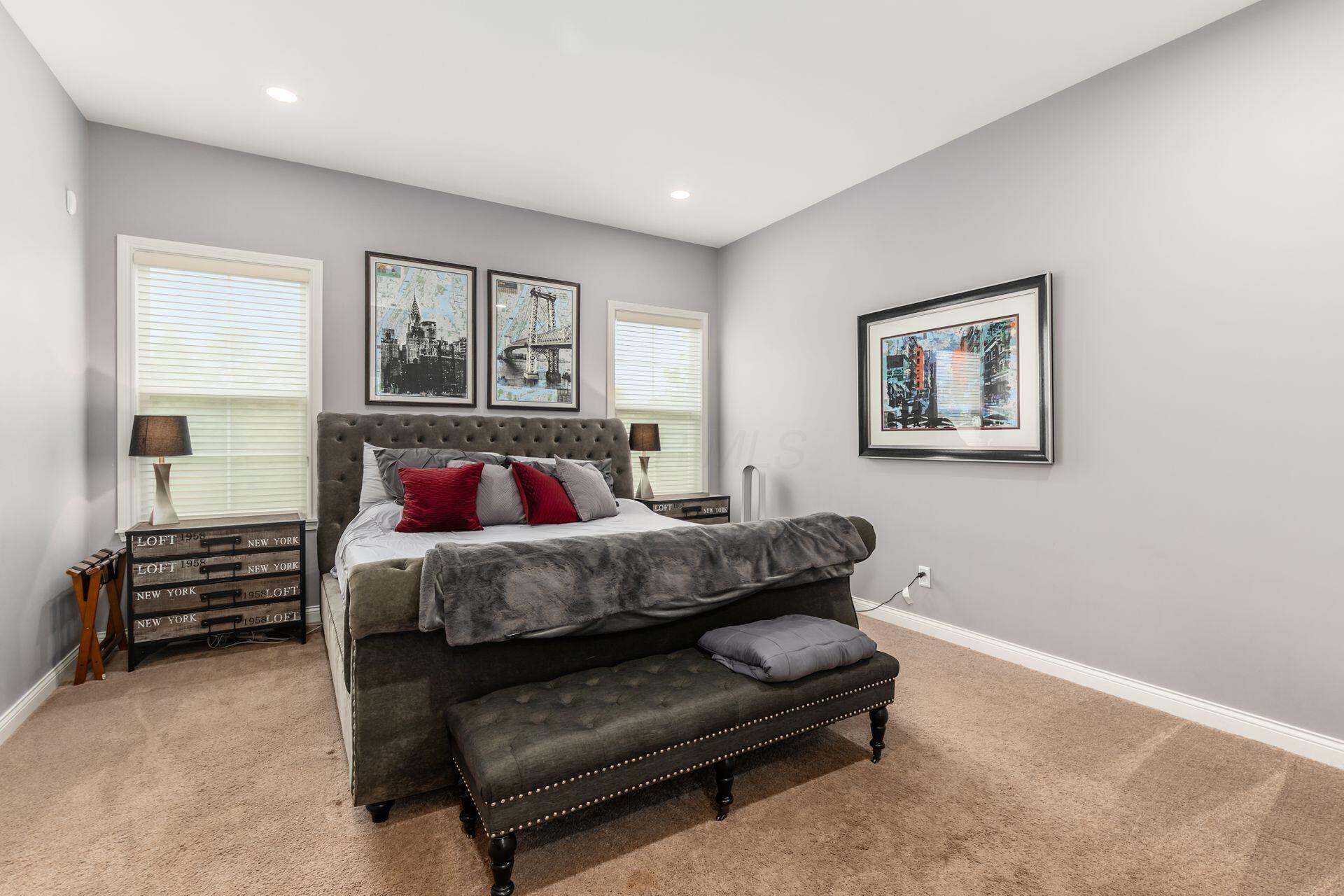 5696 Trafalgar Lane