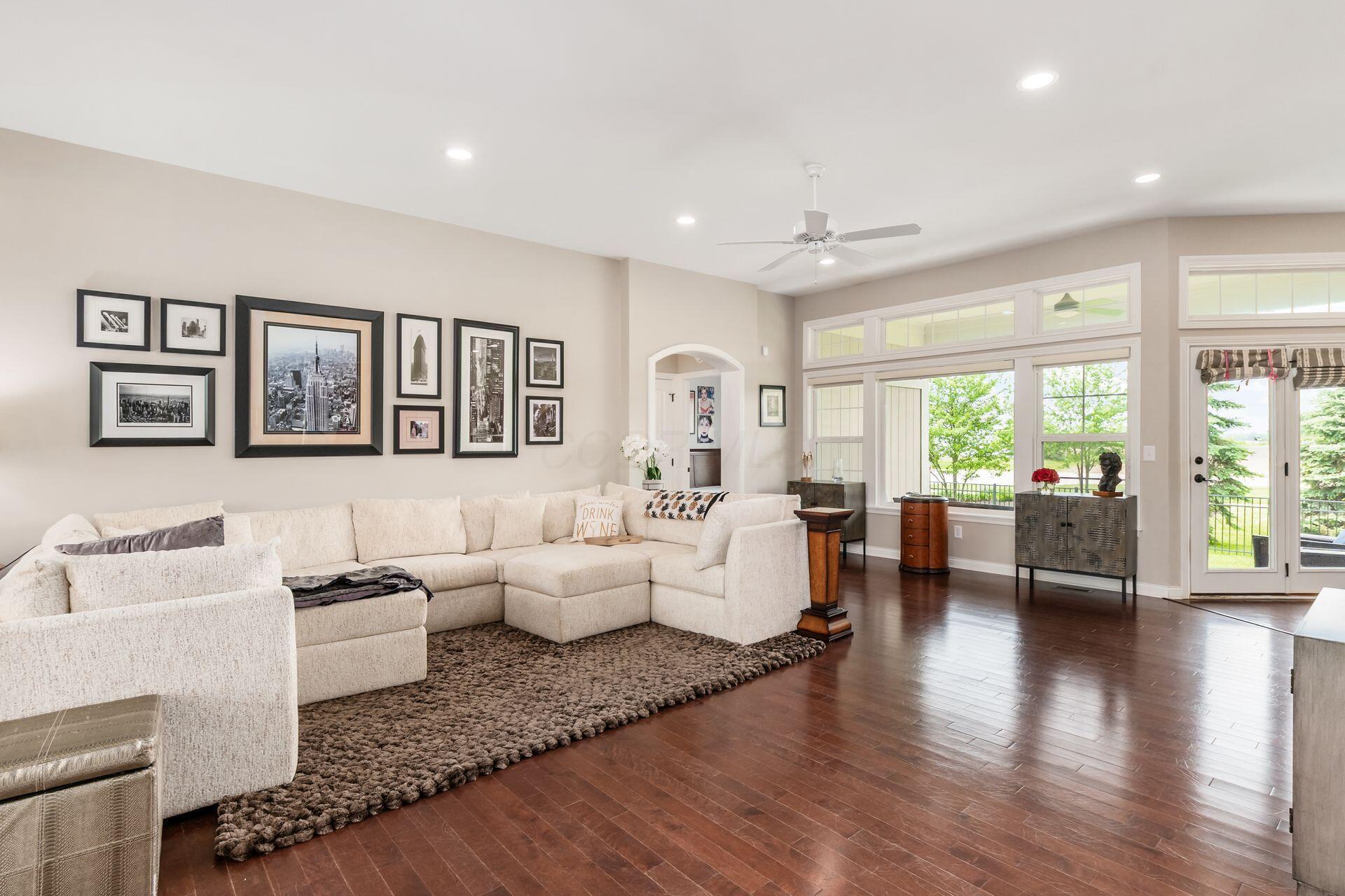 5696 Trafalgar Lane