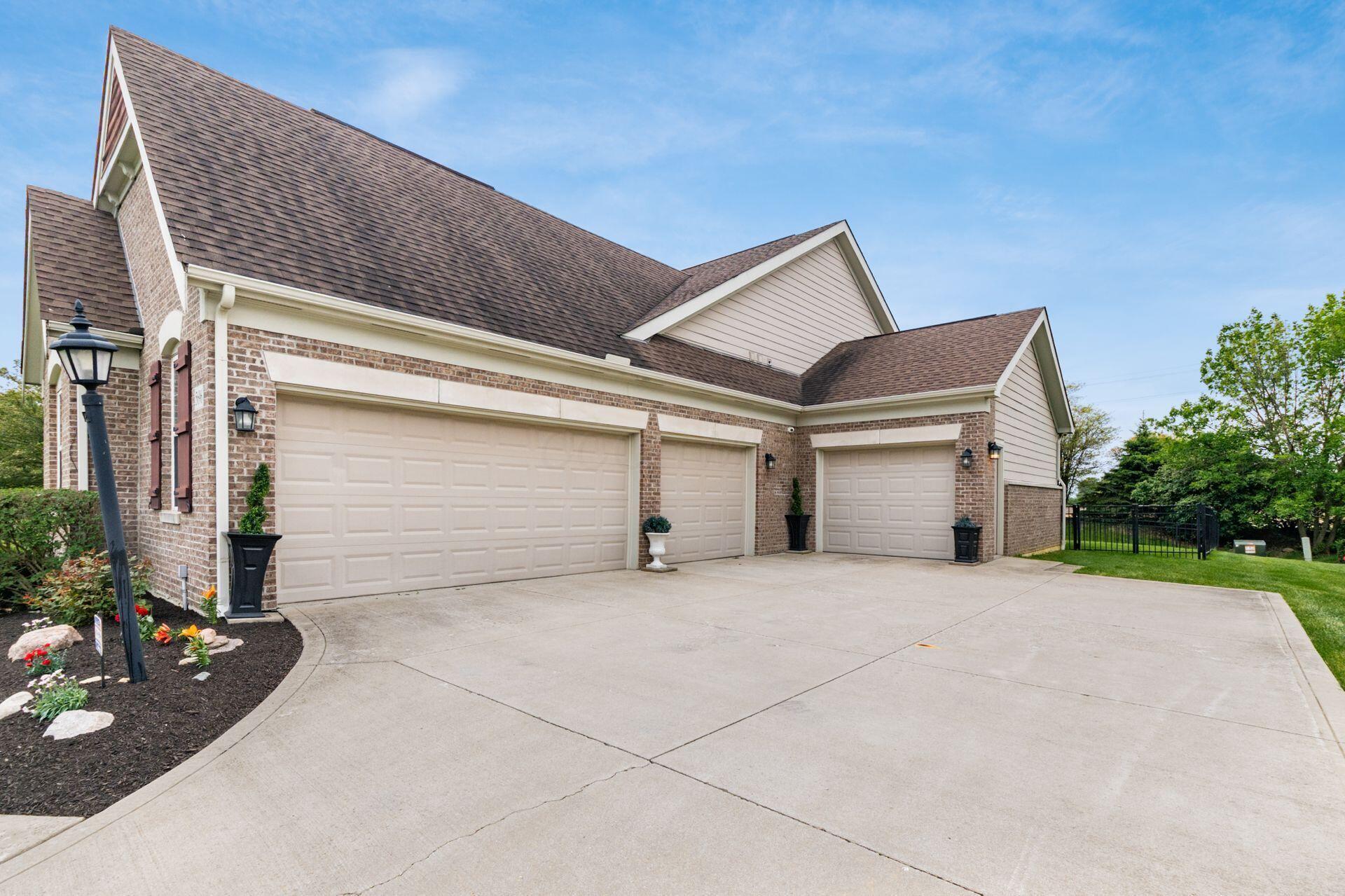 5696 Trafalgar Lane