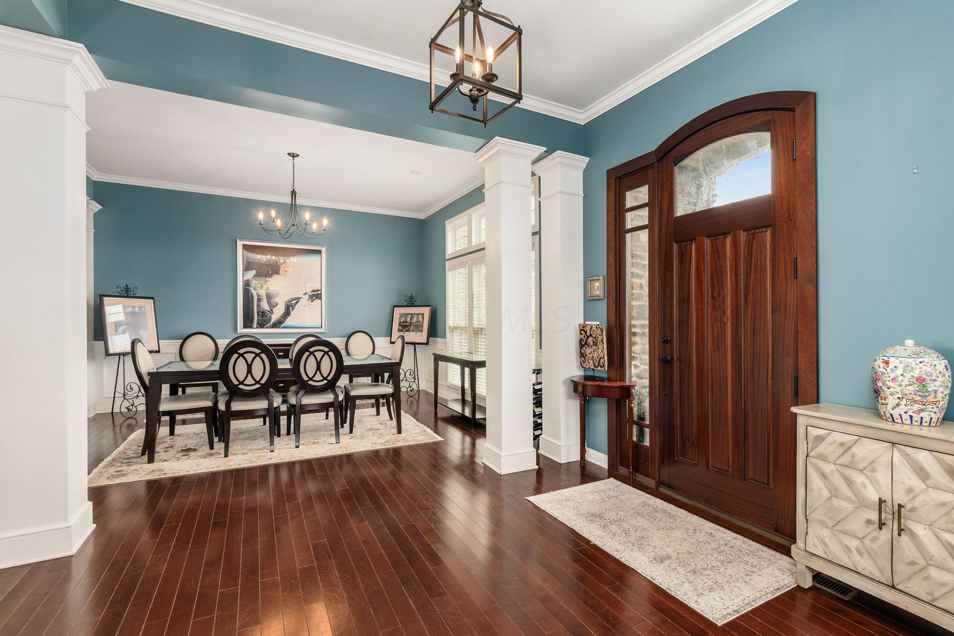 5696 Trafalgar Lane