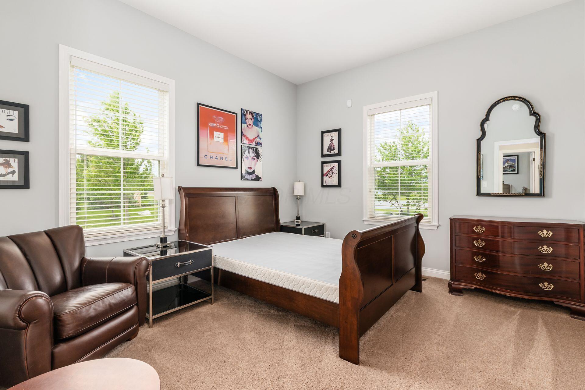 5696 Trafalgar Lane