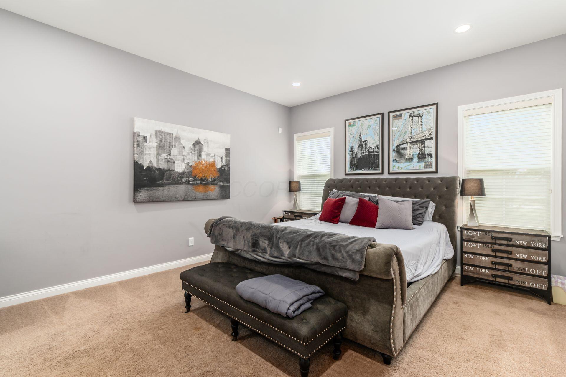 5696 Trafalgar Lane