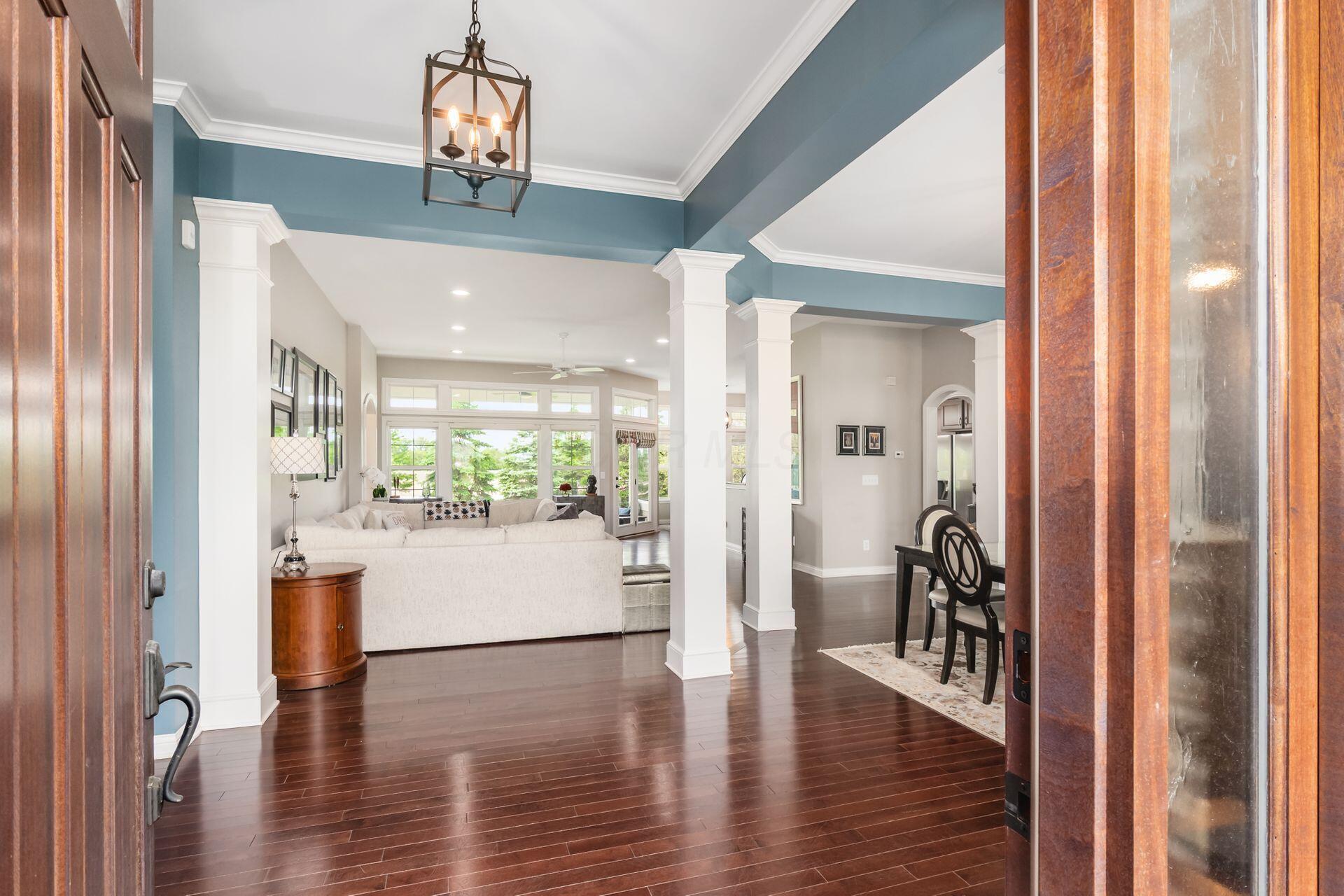 5696 Trafalgar Lane