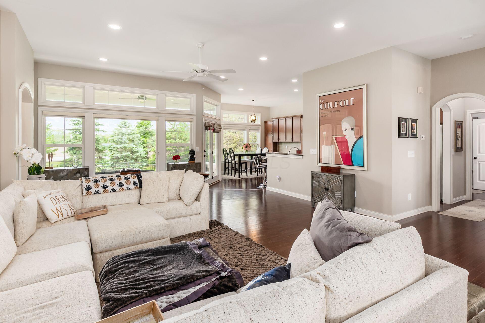 5696 Trafalgar Lane