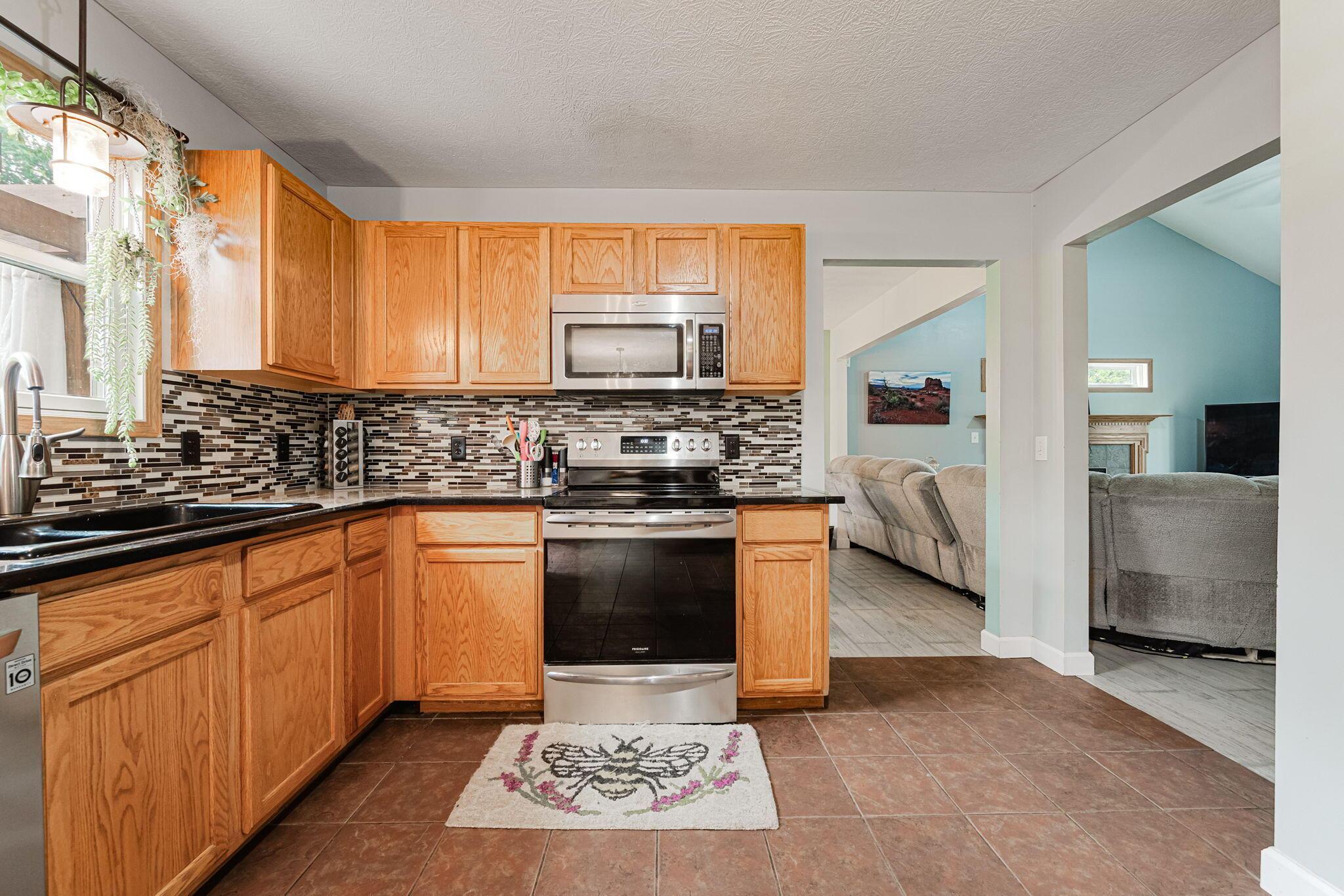1717 Creekview Drive