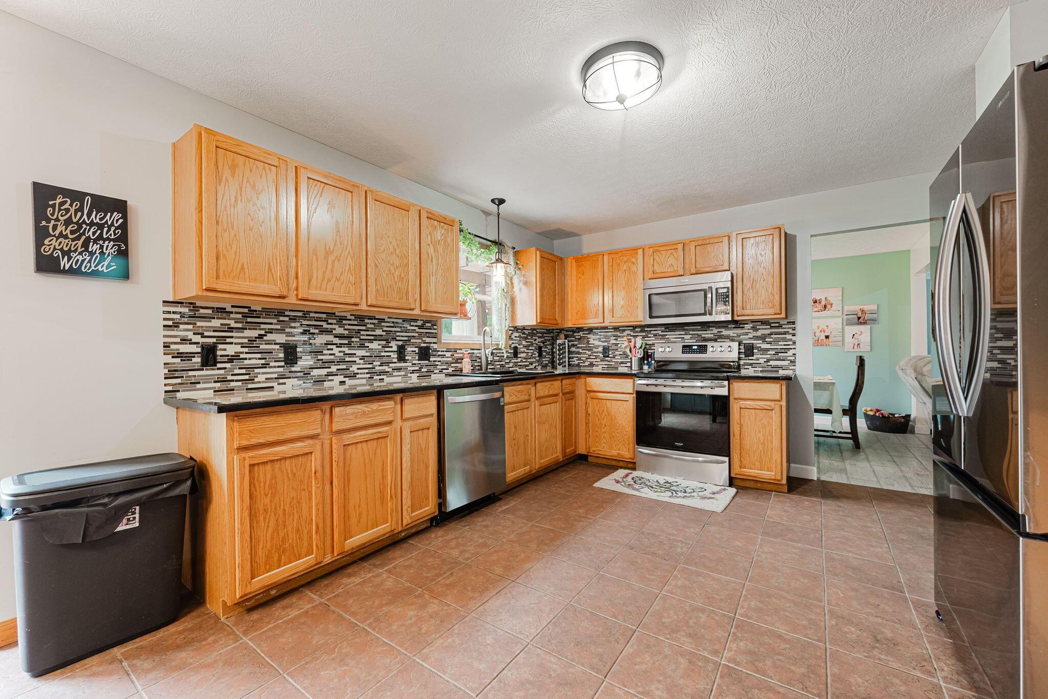 1717 Creekview Drive