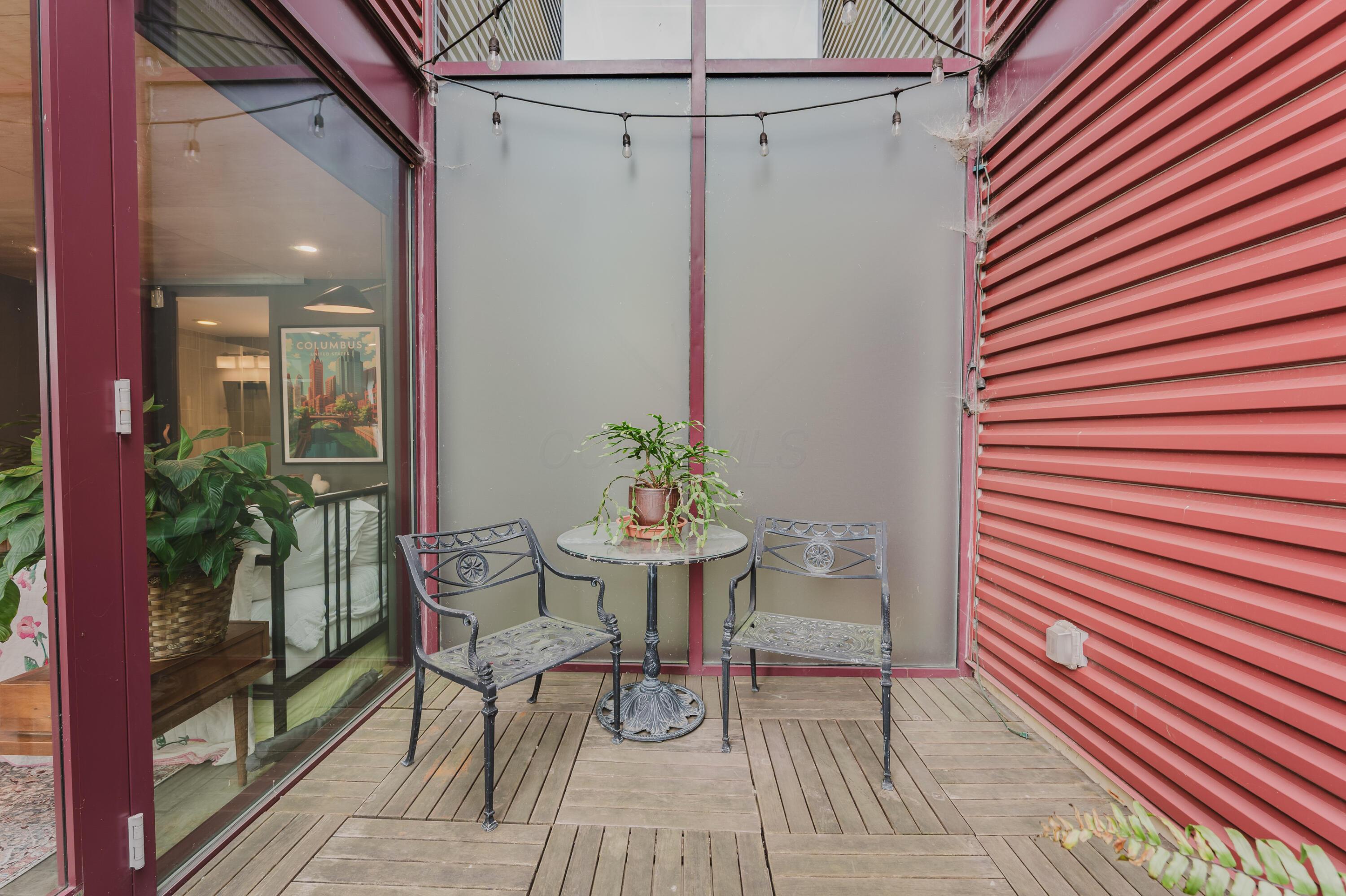367 Auden Avenue, 217