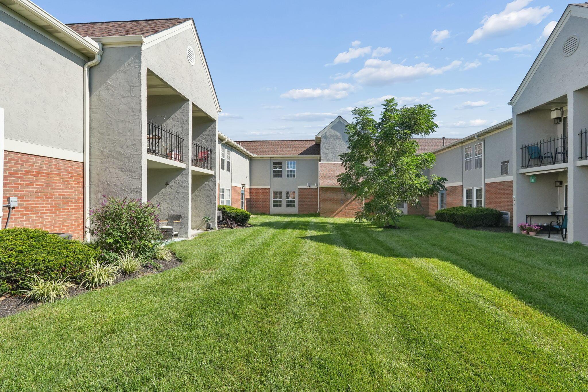 7150 E Main, A202