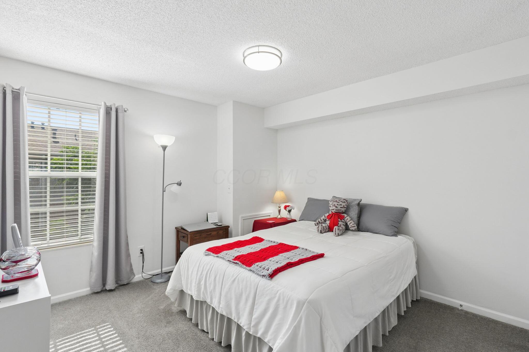 7150 E Main, A202