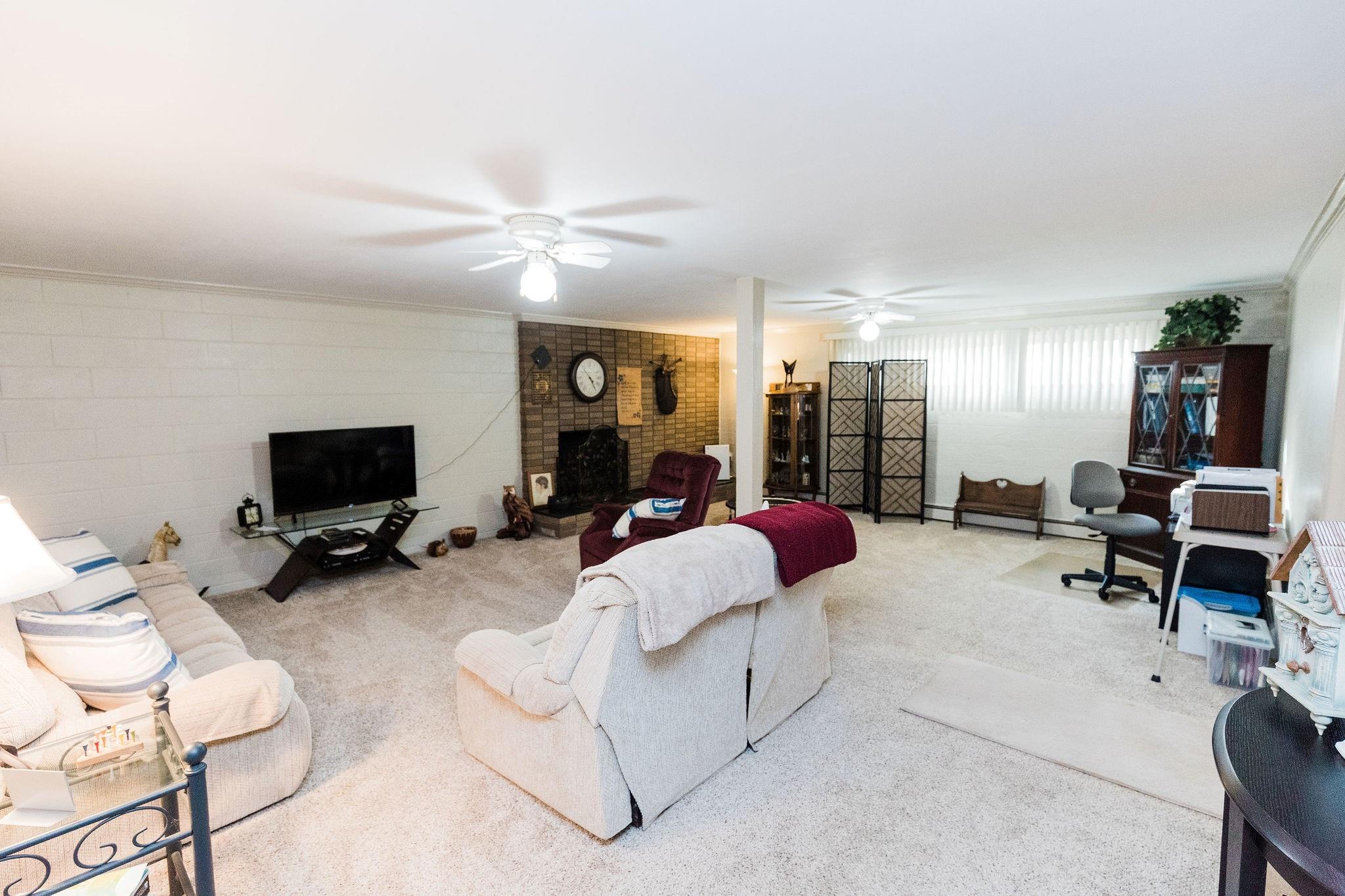 6992 Royal Heights Circle