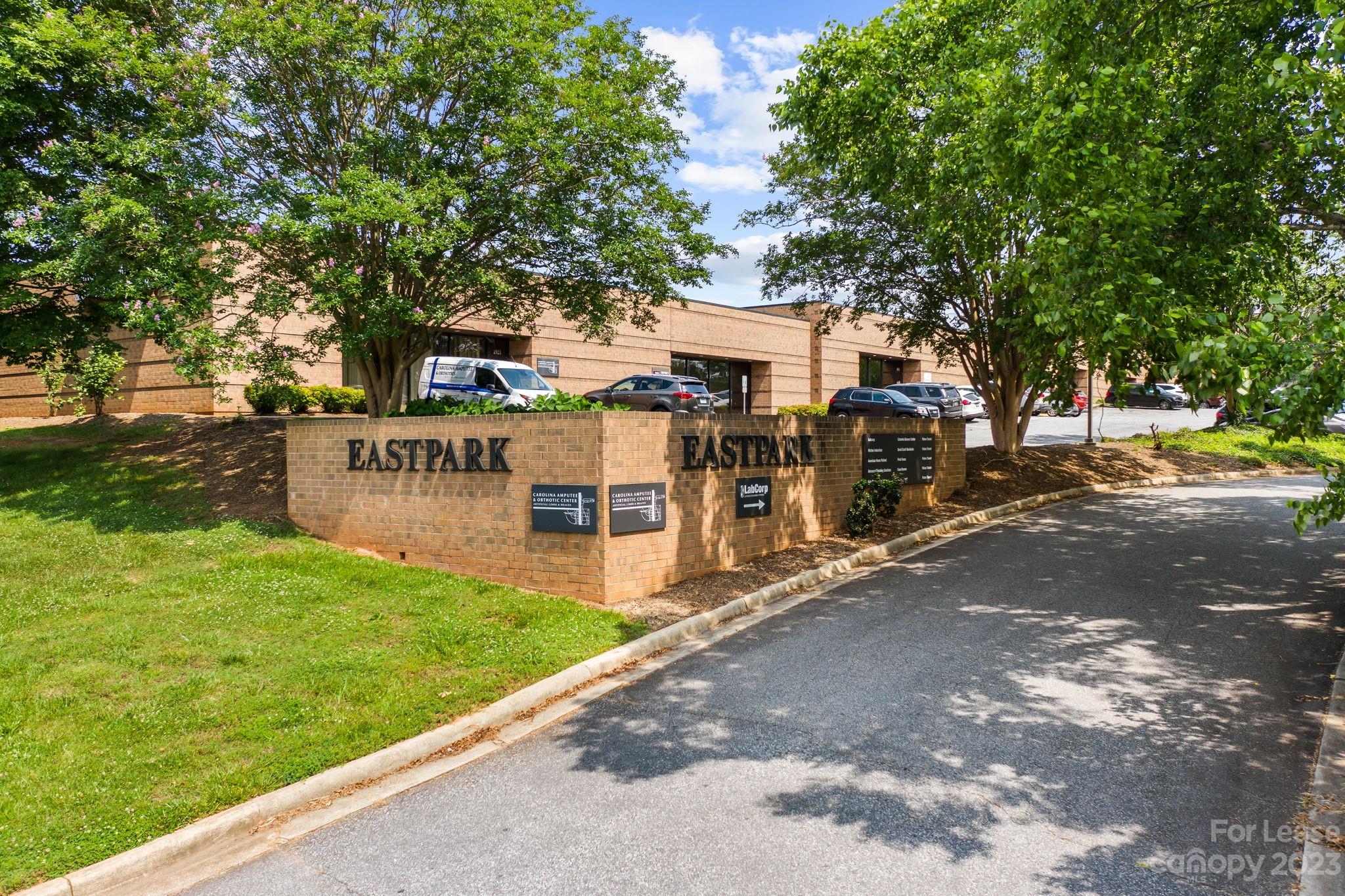 1933 Tate Boulevard SE