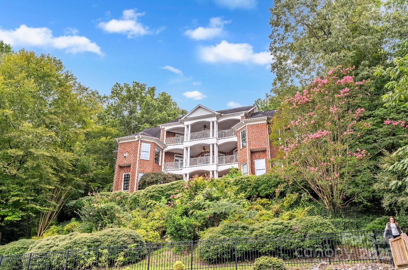 126 Winwood Circle