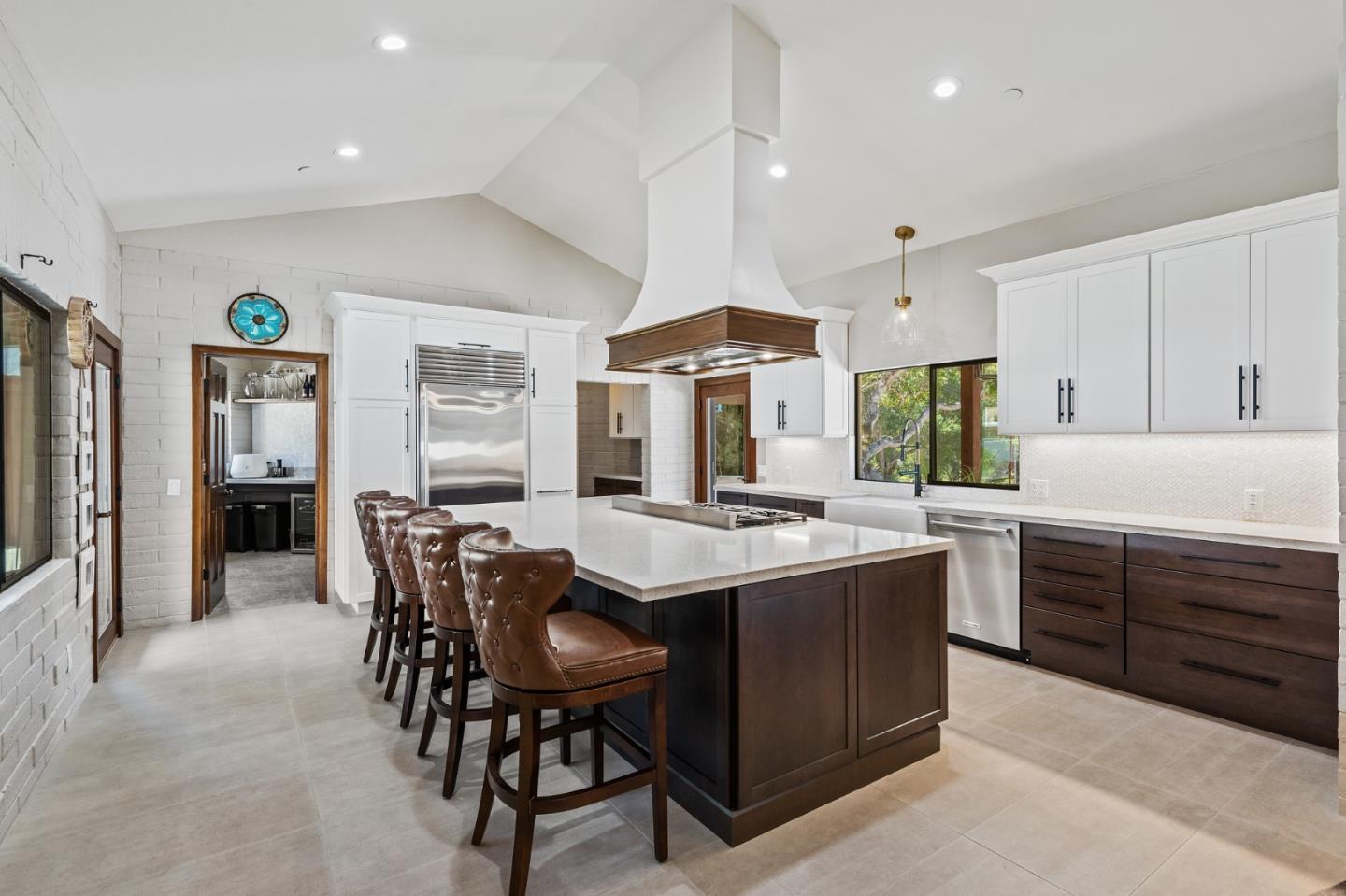 2 Sleepy Hollow Drive