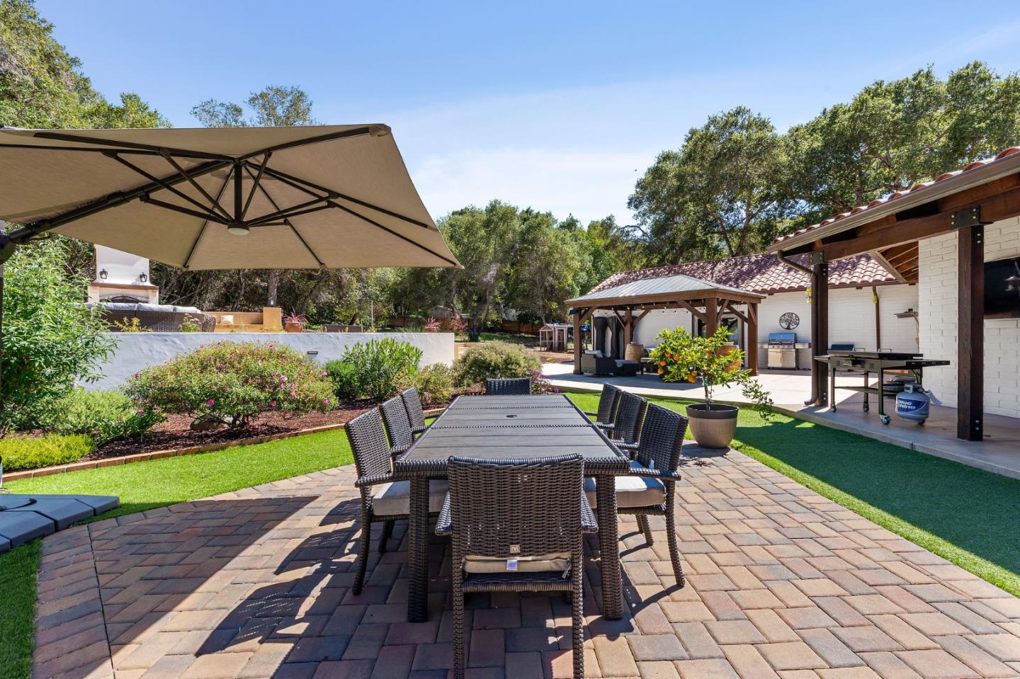 2 Sleepy Hollow Drive