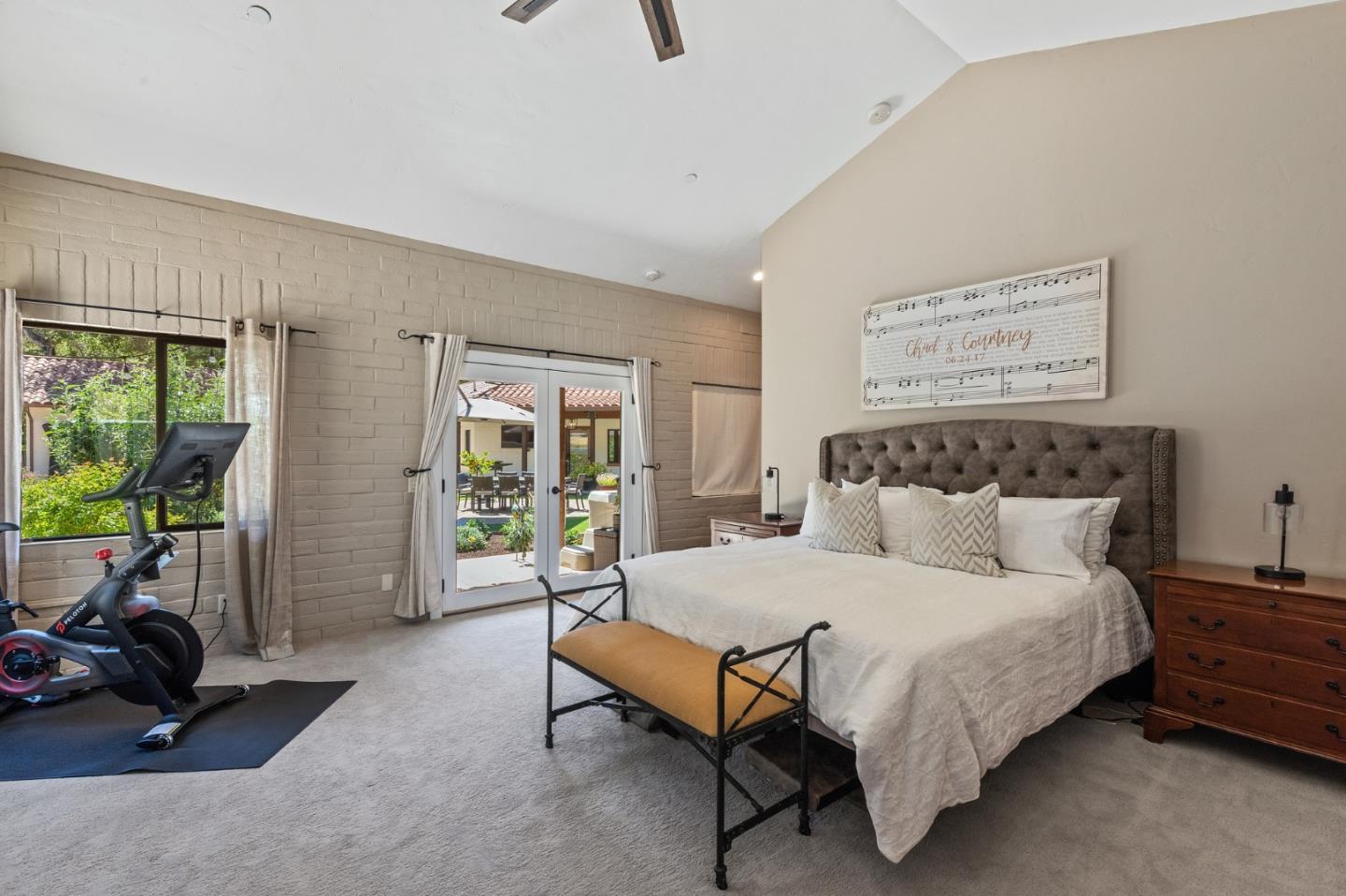 2 Sleepy Hollow Drive