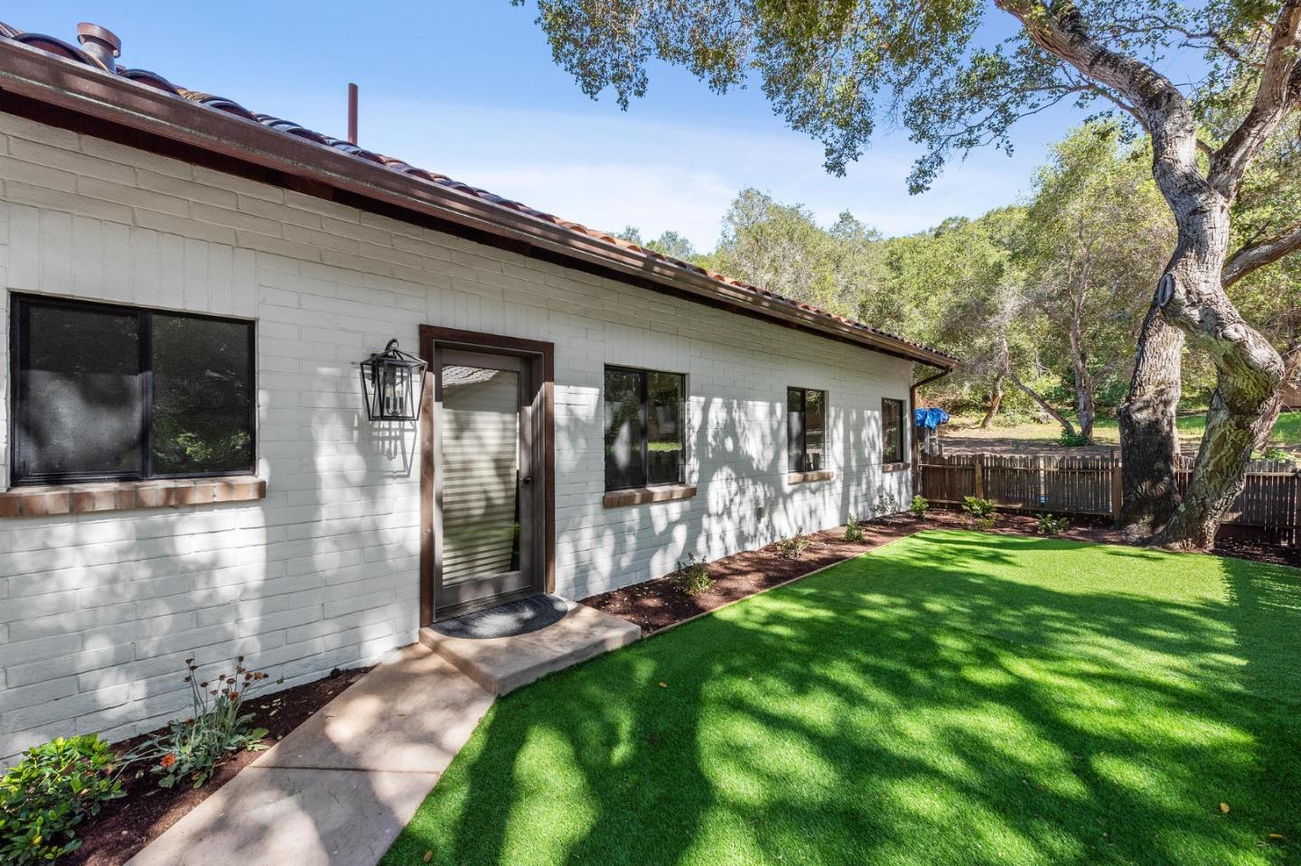 2 Sleepy Hollow Drive