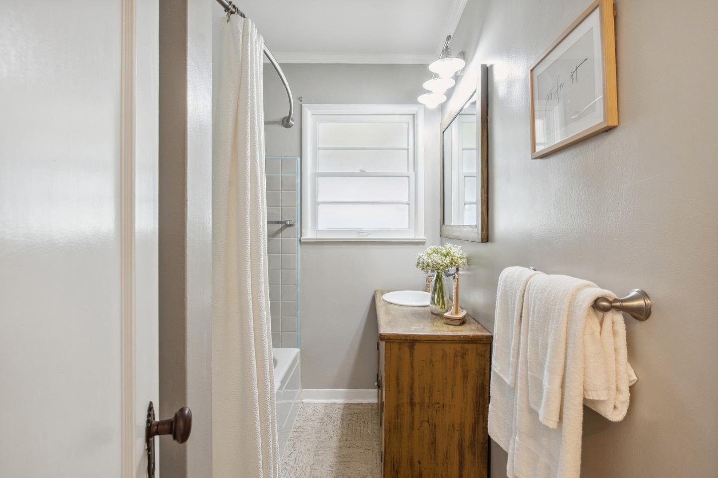 NW Corner of Mission and 11th Avenue