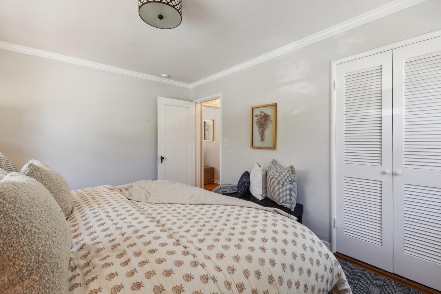 NW Corner of Mission and 11th Avenue