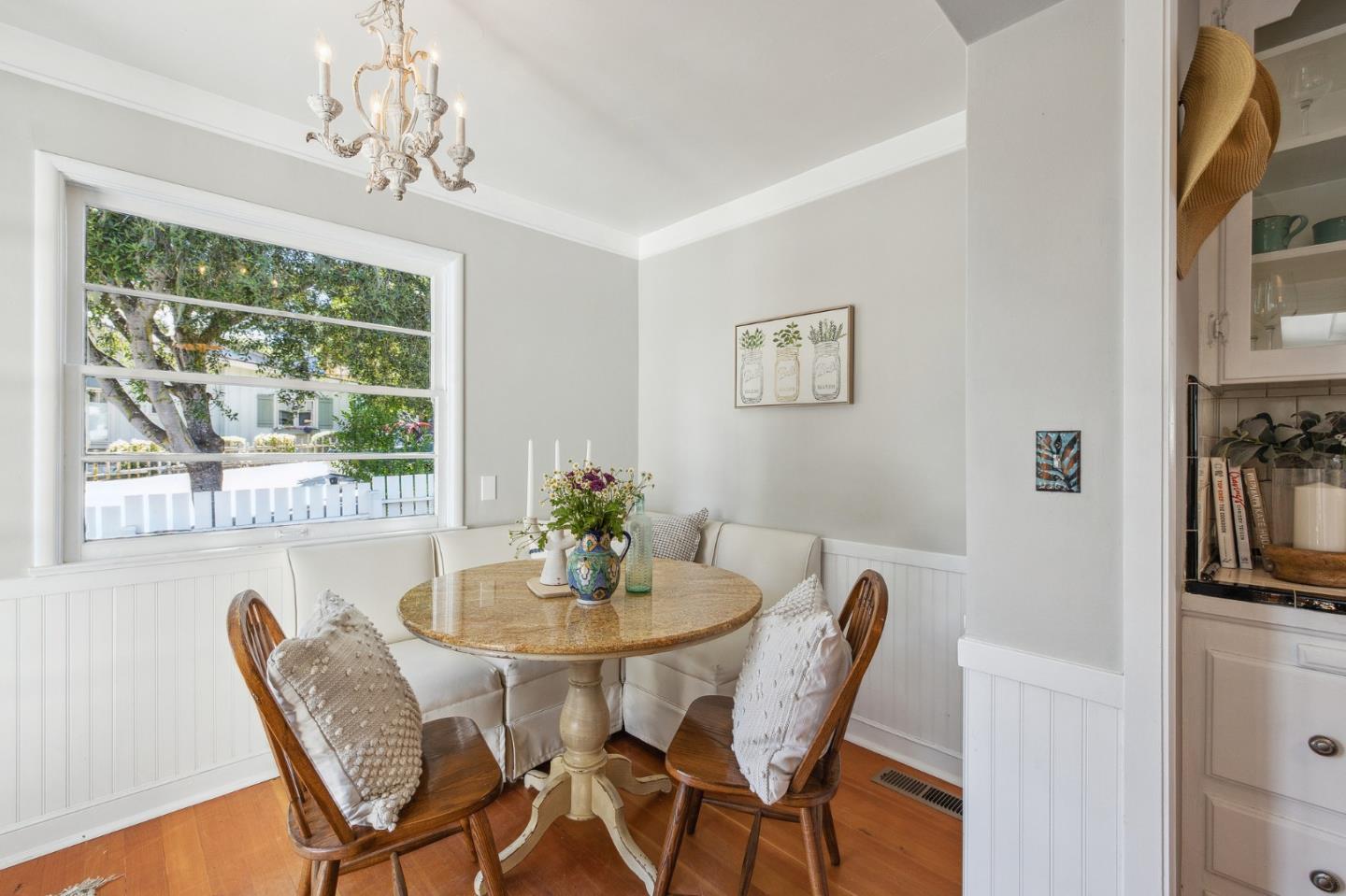 NW Corner of Mission and 11th Avenue