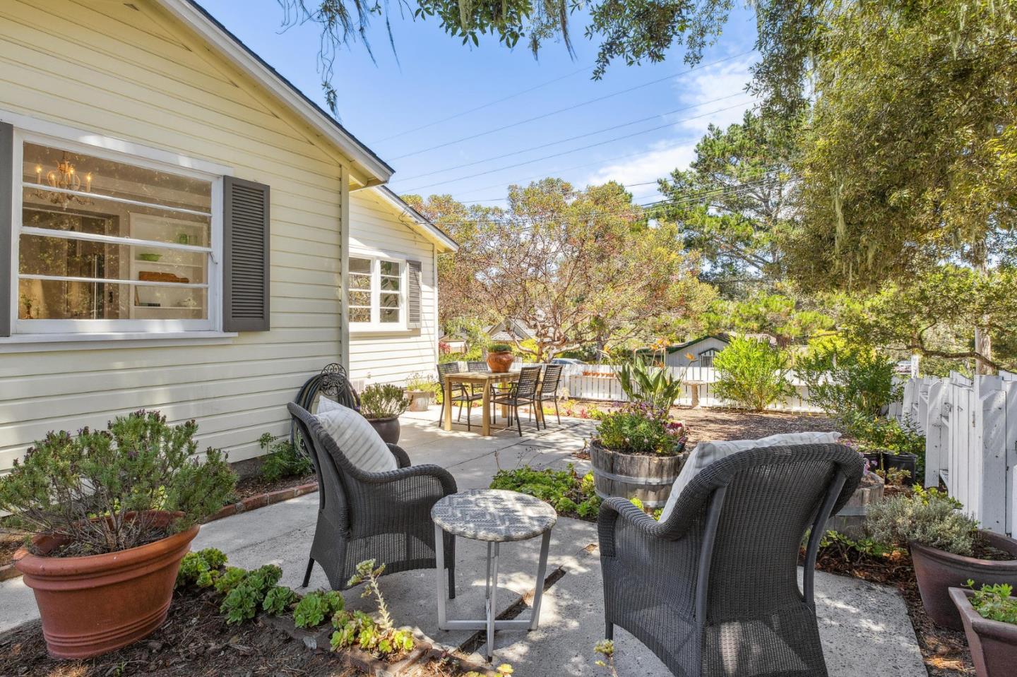 NW Corner of Mission and 11th Avenue