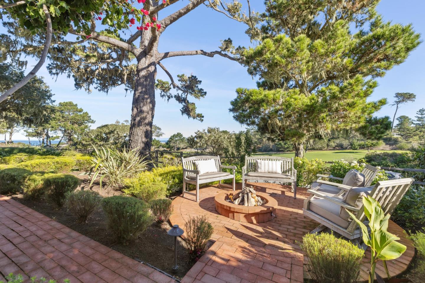 2933 Old 17 Mile Drive