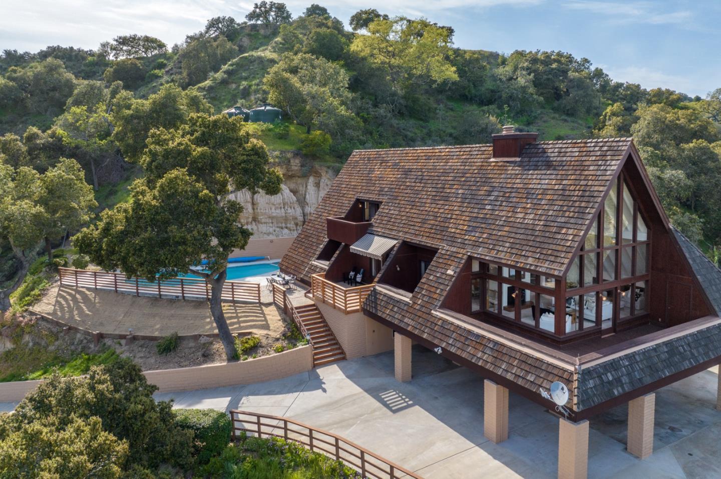 242 San Benancio Road