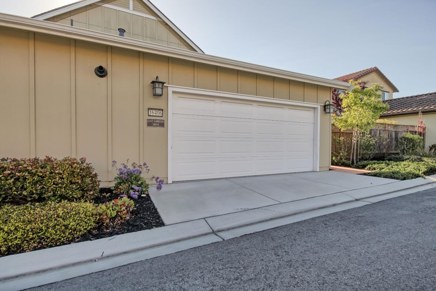 16406 E Garrison Dr