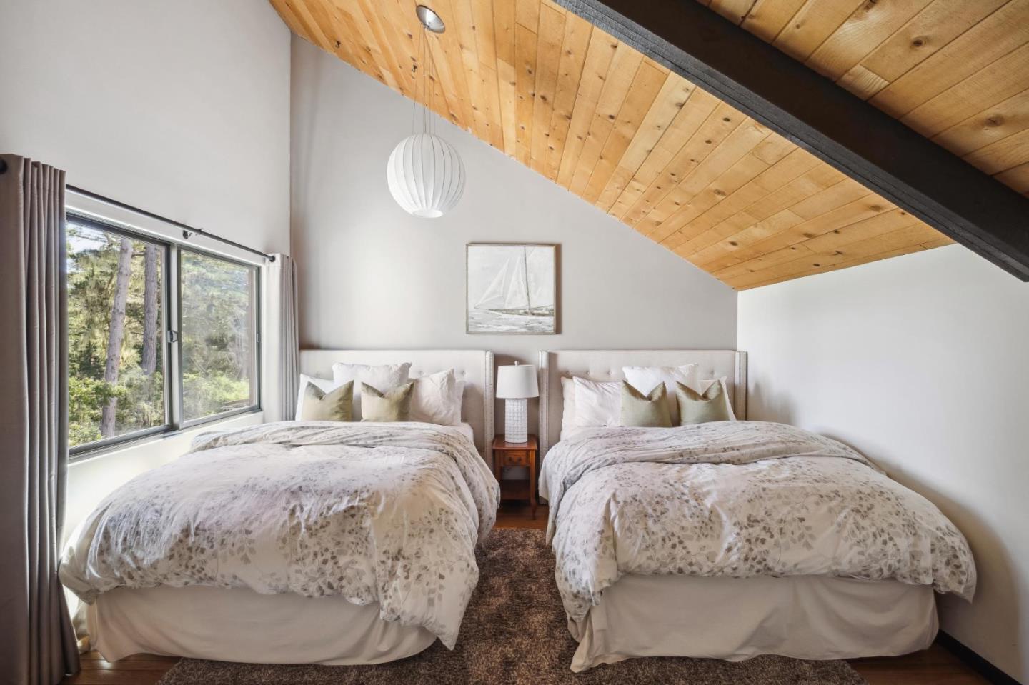 5 Spyglass Woods Drive