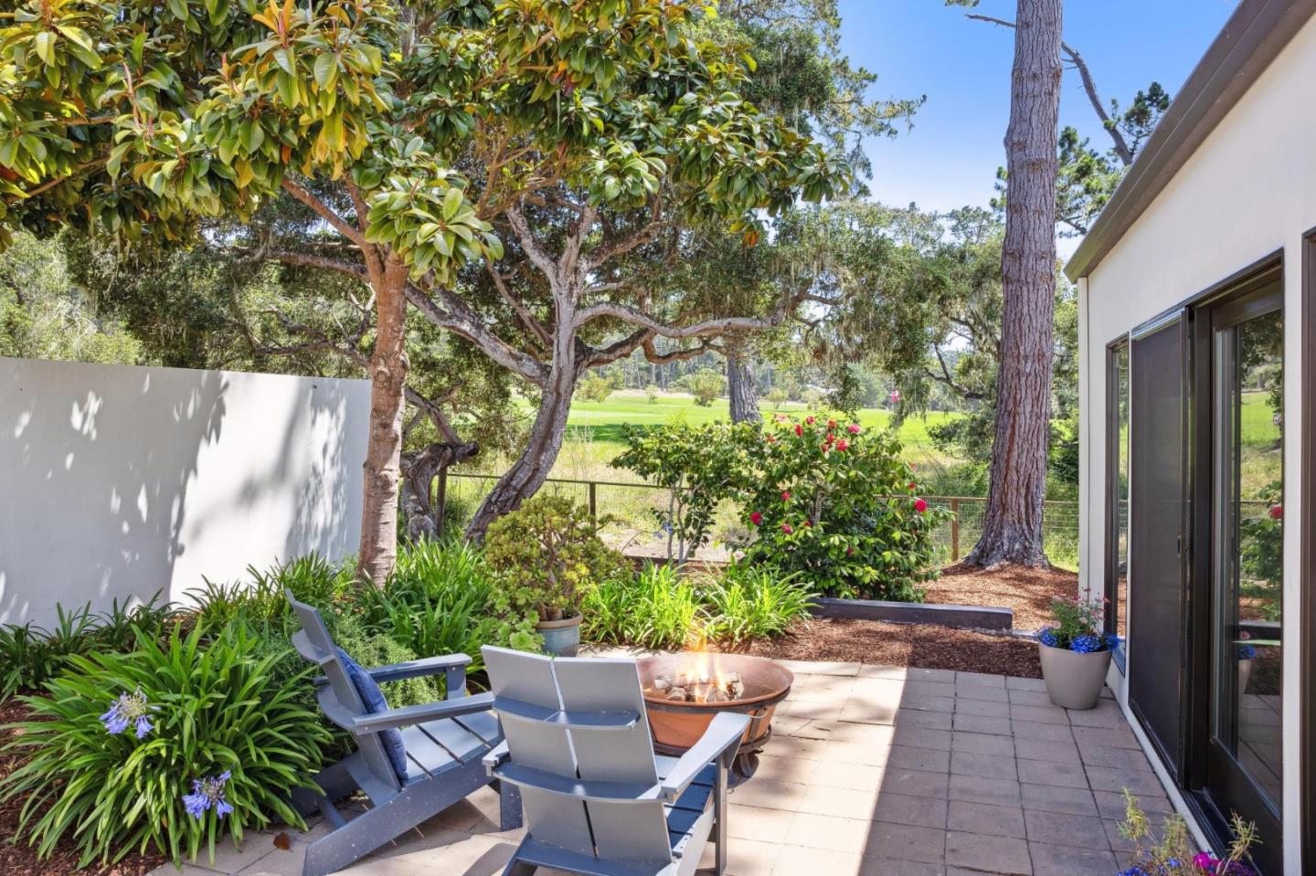 5 Spyglass Woods Drive