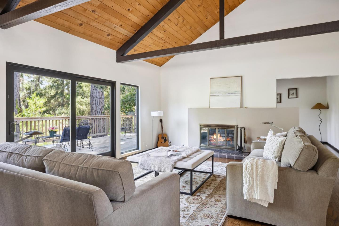 5 Spyglass Woods Drive